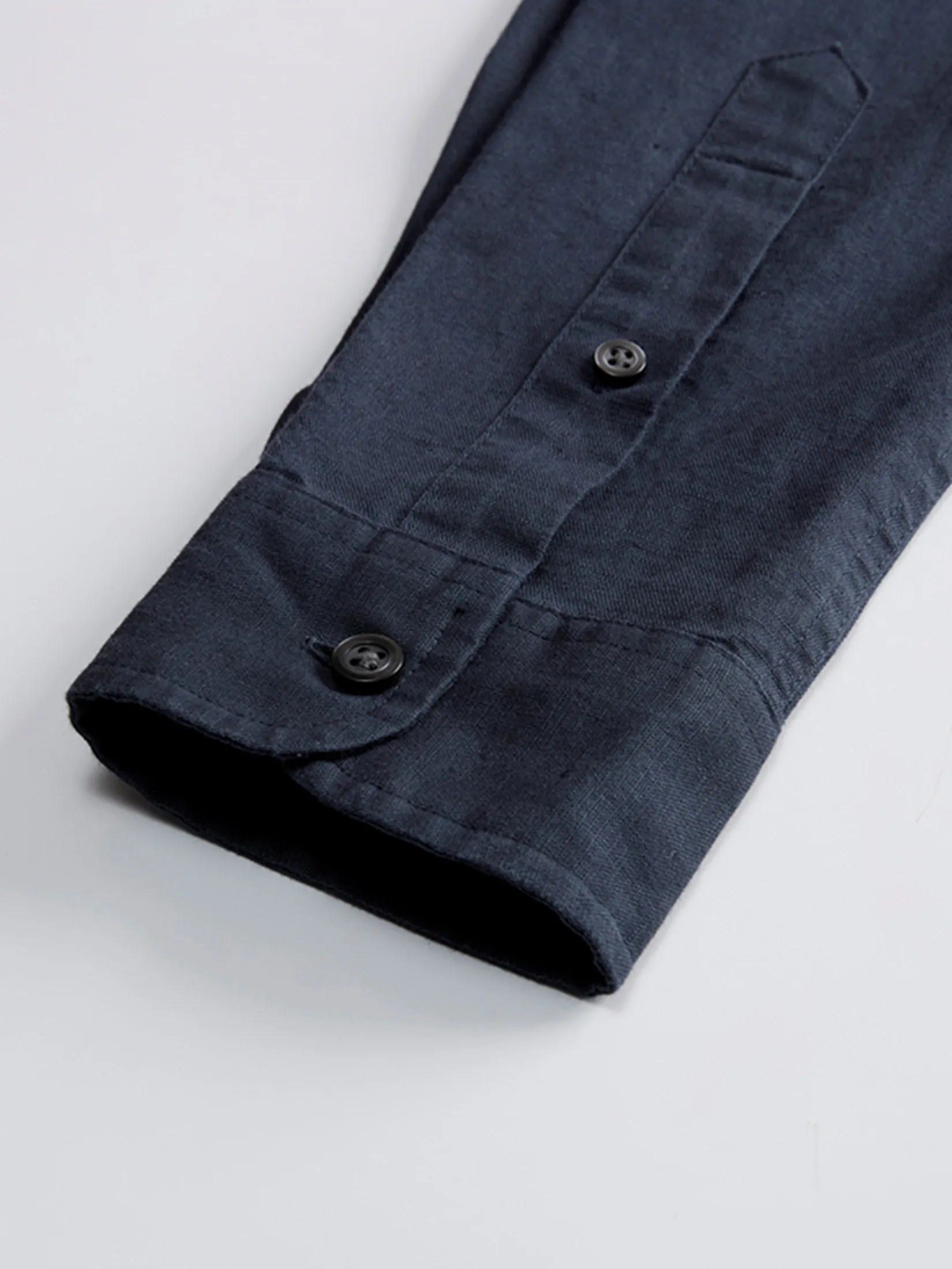 GIORDANO Men s Online Exclusive Regular Poplin Linen Shirt (Korea) Dark Blue