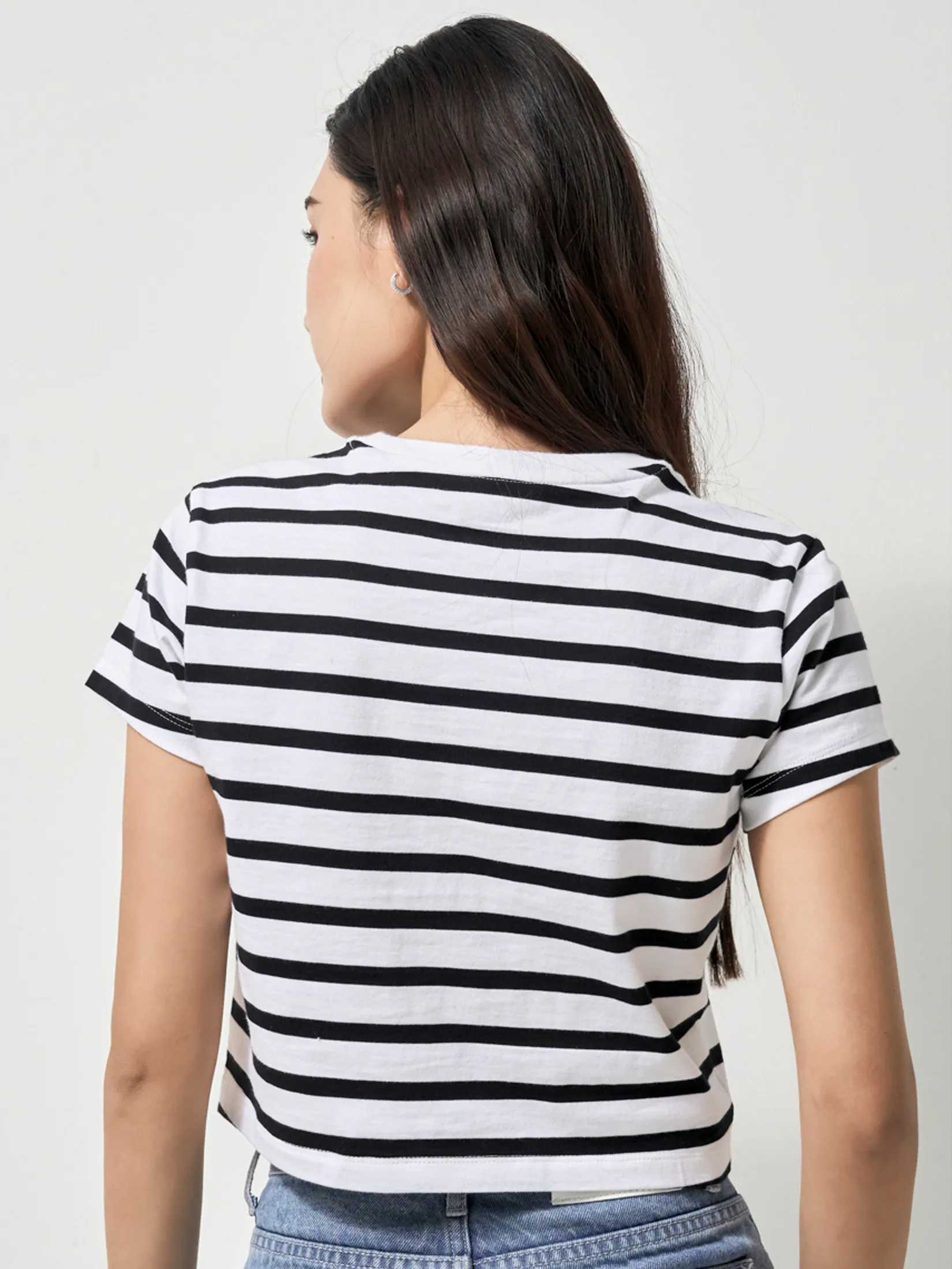 LEE Women s Tee Short Sleeve Lee Pink Collection Crop Fit White