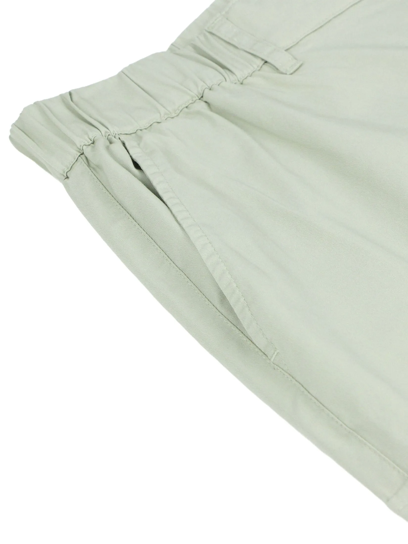 GIORDANO Men's Relax Easy Care Cool Cargo Shorts Budding Green