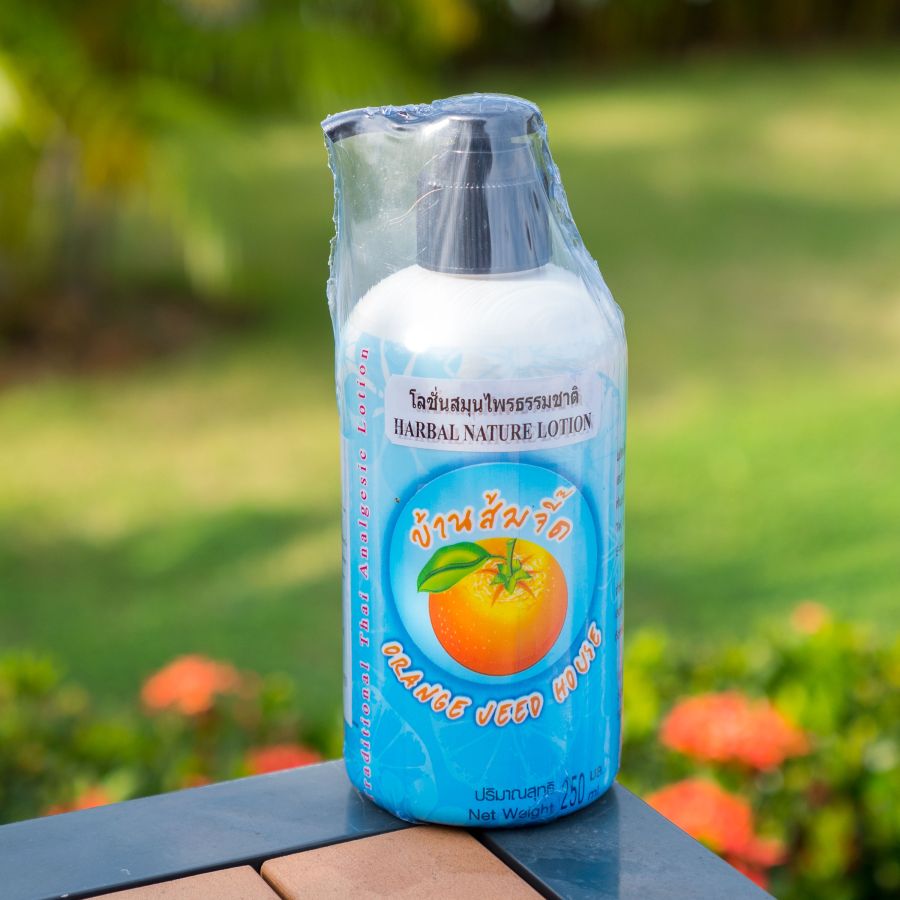 Традиционный тайский лосьон анальгетик 250 мл