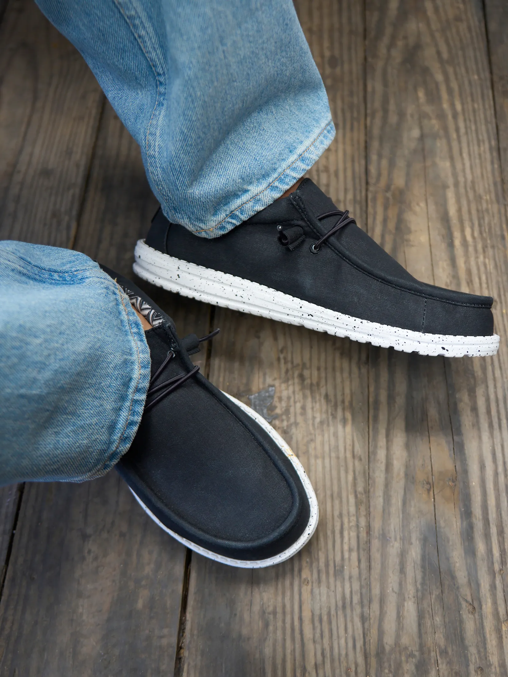 HEYDUDE WALLY STRETCH CANVAS - BLACK/WHITE