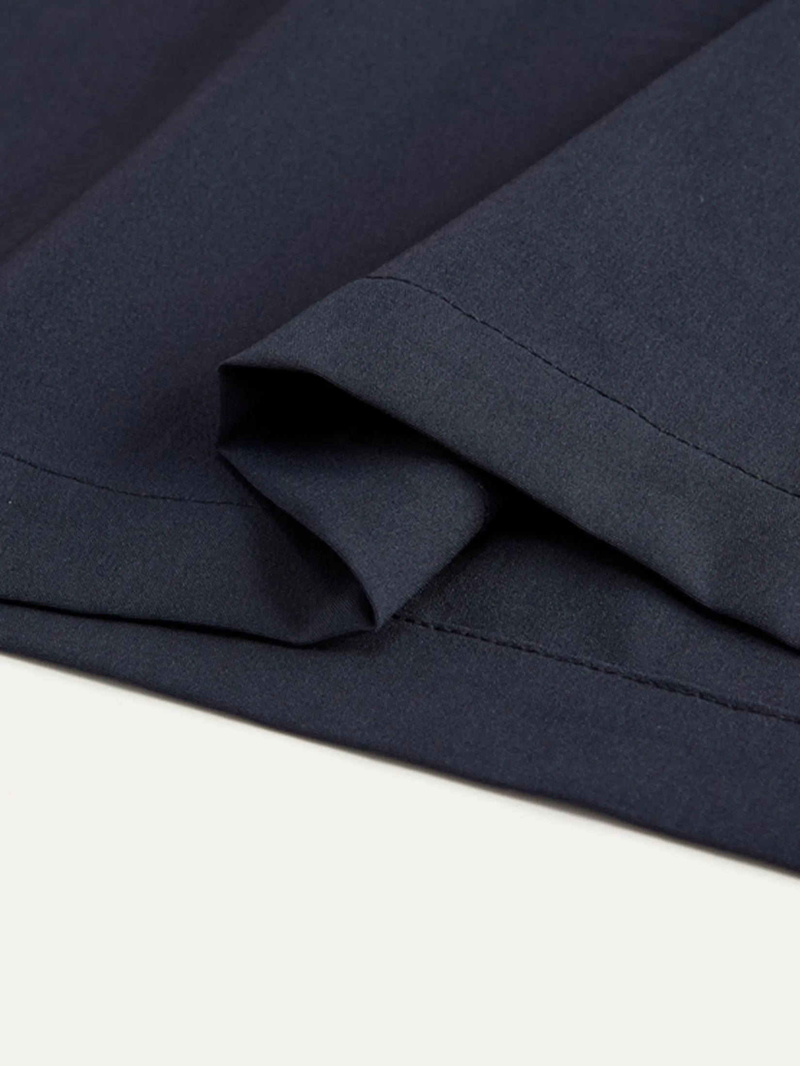 GIORDANO Women's  Online Exclusive Pleated Ankle Trousers Navy Blue