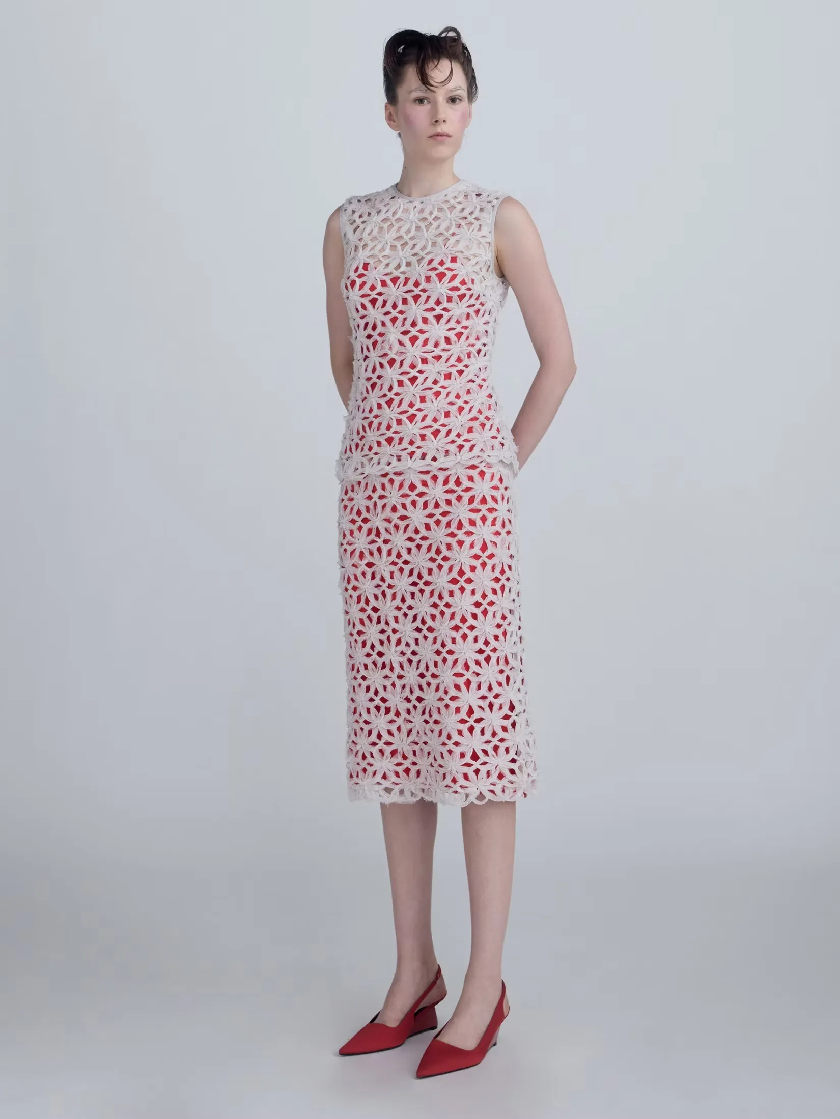 VICKTEERUT Women Red Lace Pencil Skirt with Contrast Lining