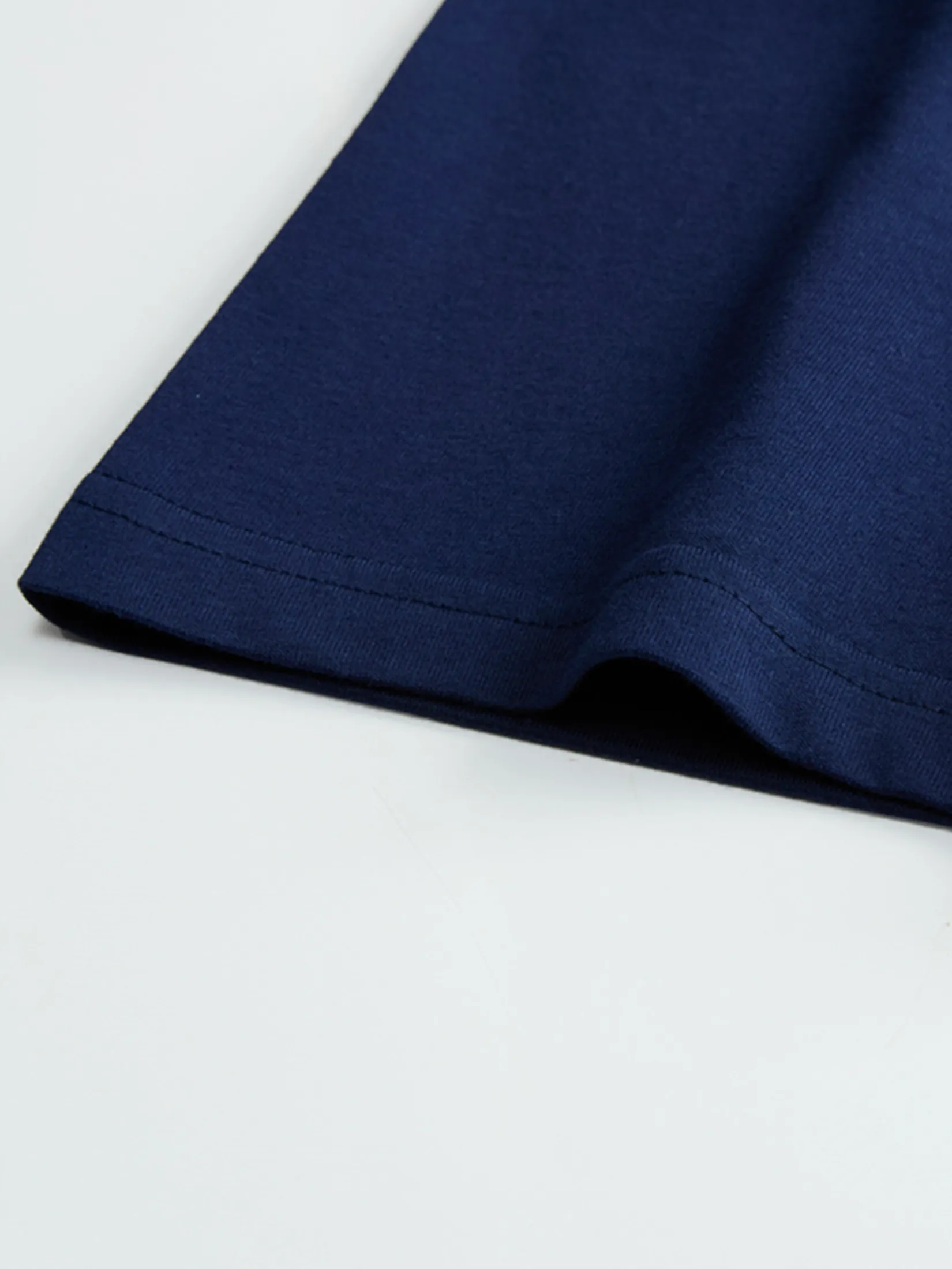 GIORDANO Men s Online Exclusive Soft-Touch Plain T-shirt (Korea) Navy Blue