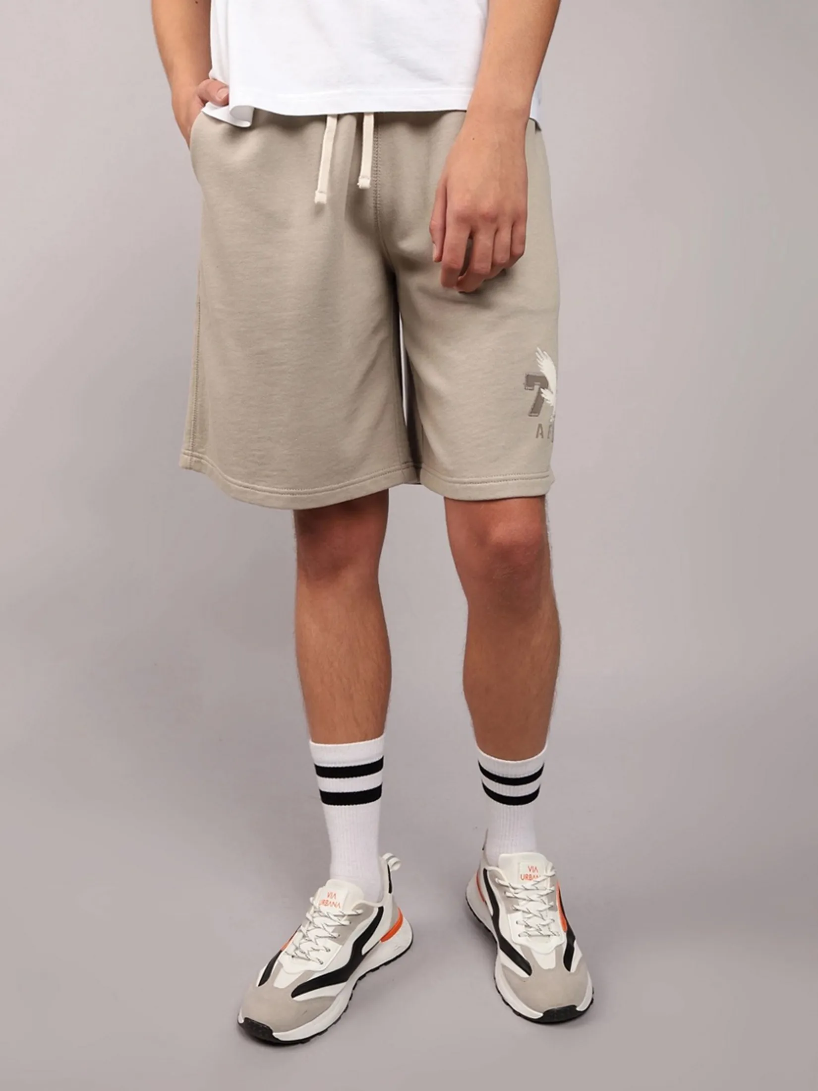AMERICAN EAGLE MEN 7780 INTL HERITAGE SWEAT SHORT 207 TAN
