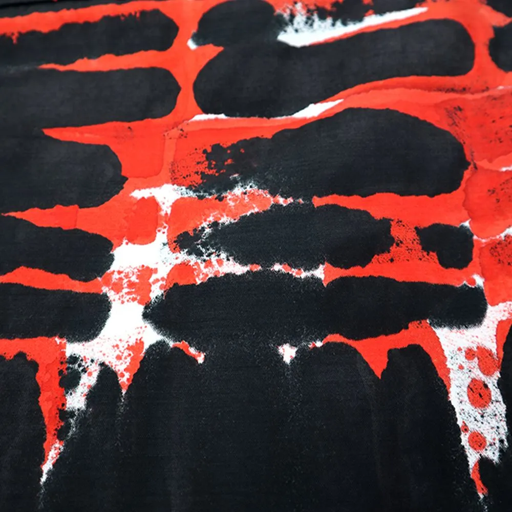 LAGOM Red Short Pants : Red Geometric Line Pattern Pants