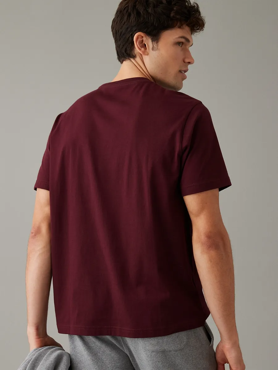 AMERICAN EAGLE MEN G SS CORE BRAND SET IN TEE- PC DYE + SERIOUSLY SOFT WASH 613 BURGUNDY