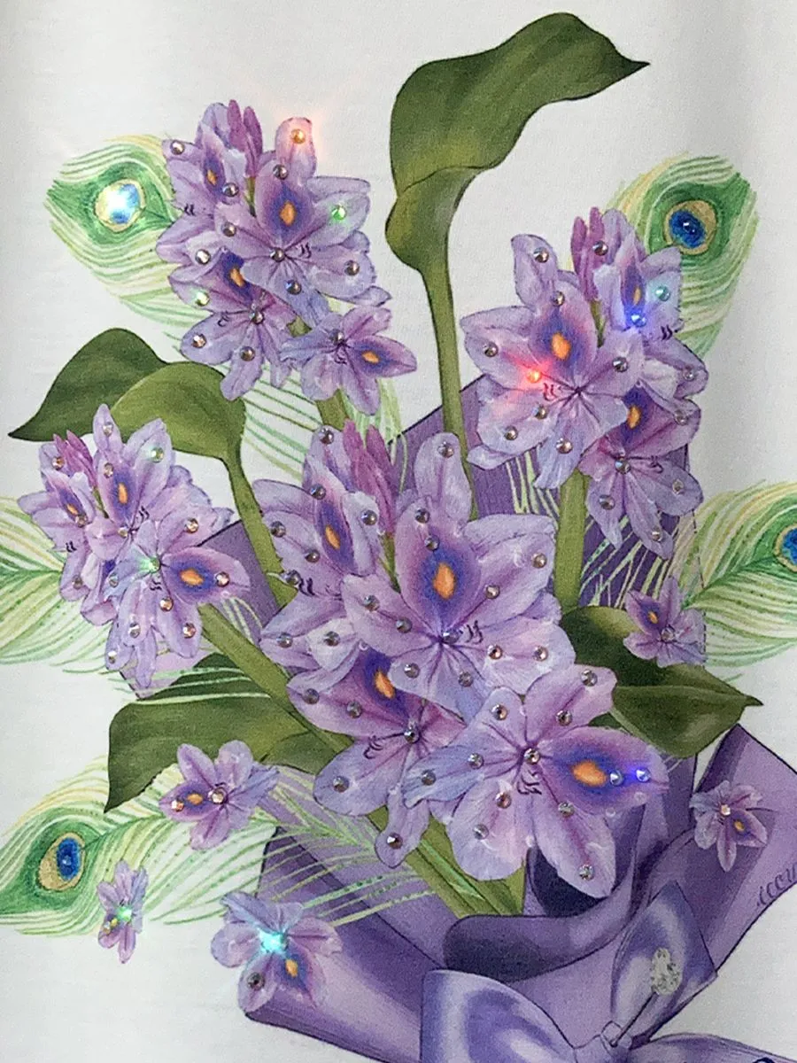 ICONIC WOMAN WHITE MAHOTHORN DEVI T-SHIRT