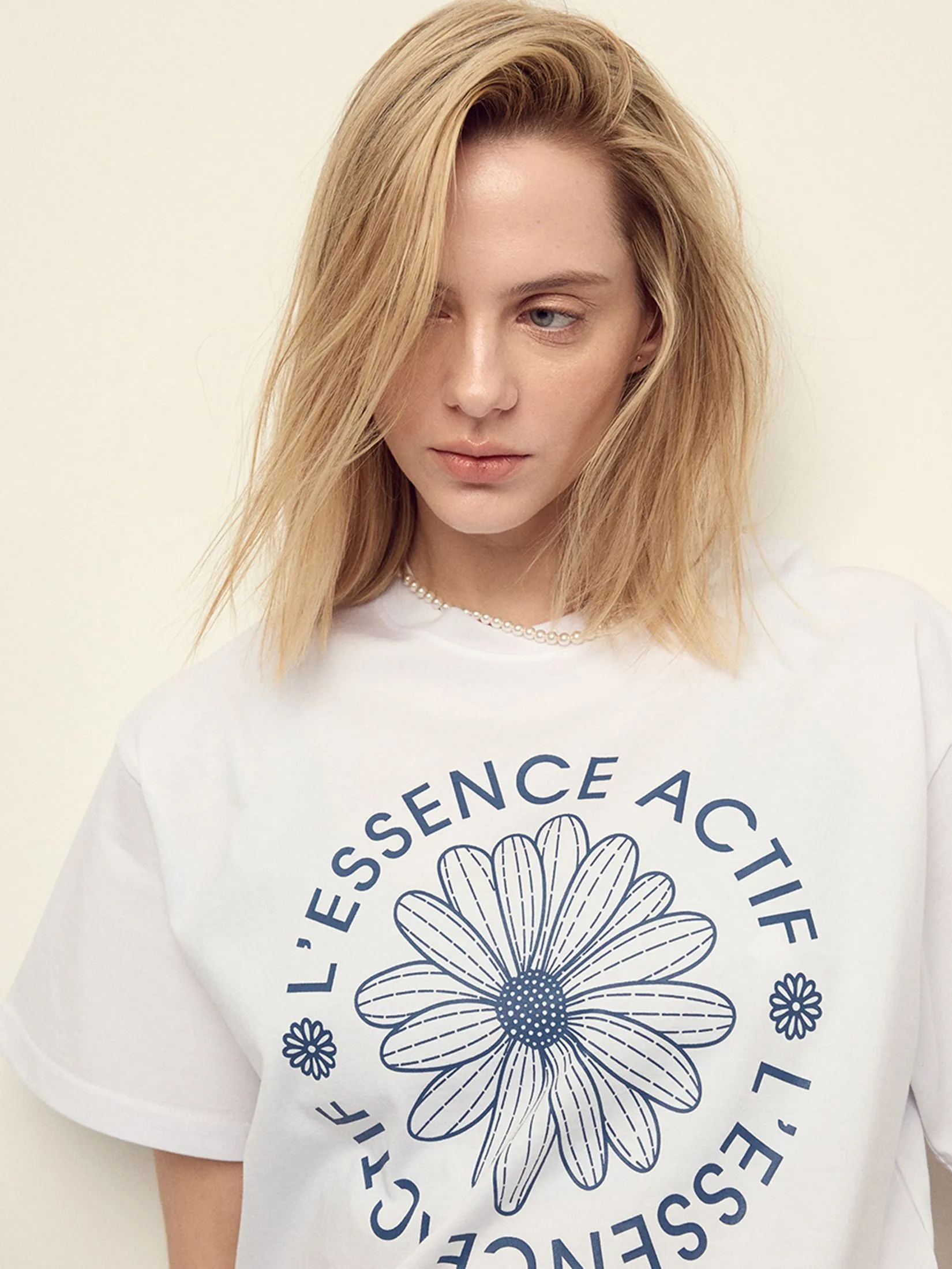 MARDI MERCREDI ACTIF T-Shirt Actif Emblem White Navy F