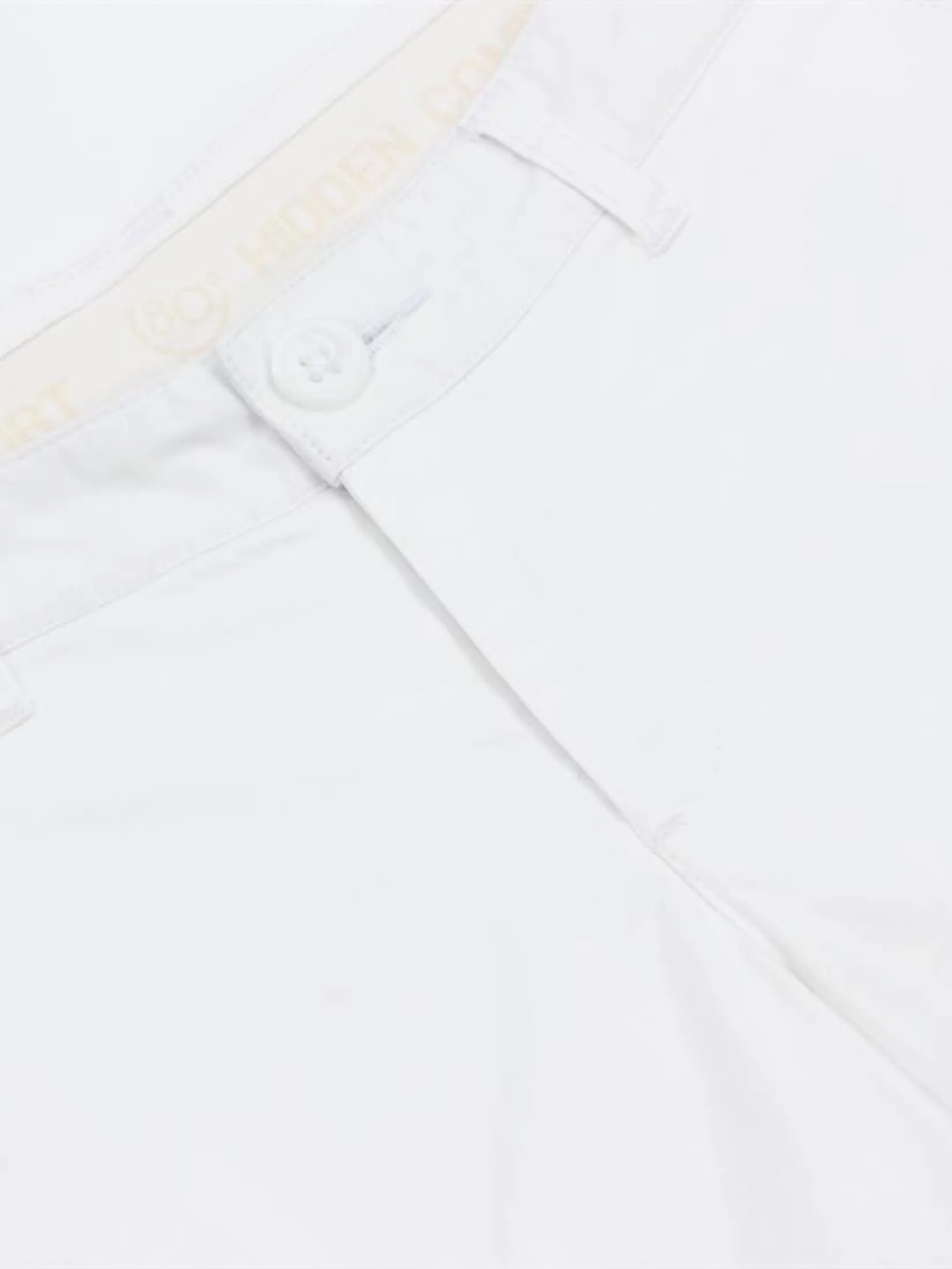 GIORDANO Women's Slim Twill Pocket Shorts (180° Elastic Waist) White
