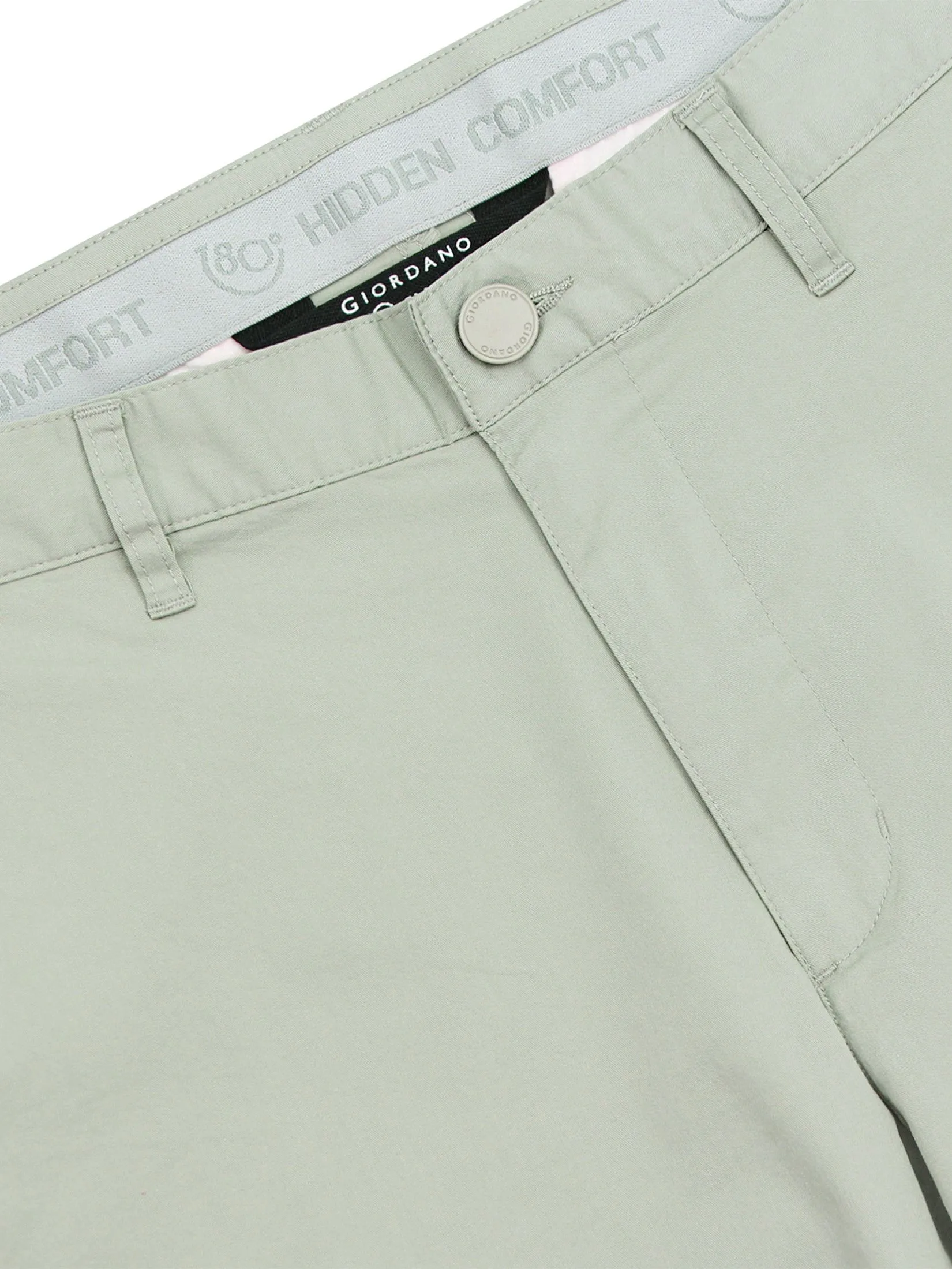 GIORDANO Men's Slim Cool-touch Shorts (180° Elastic Waist) Bud Green