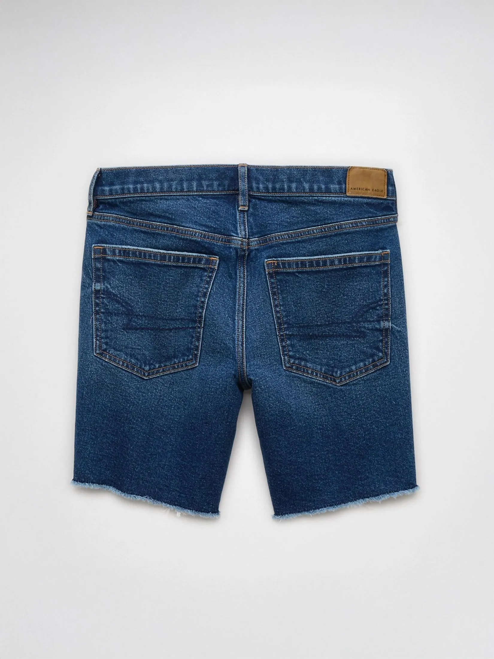 AMERICAN EAGLE WOMEN PERFECT BERMUDA SHORT 992 TINTED MEDIUM