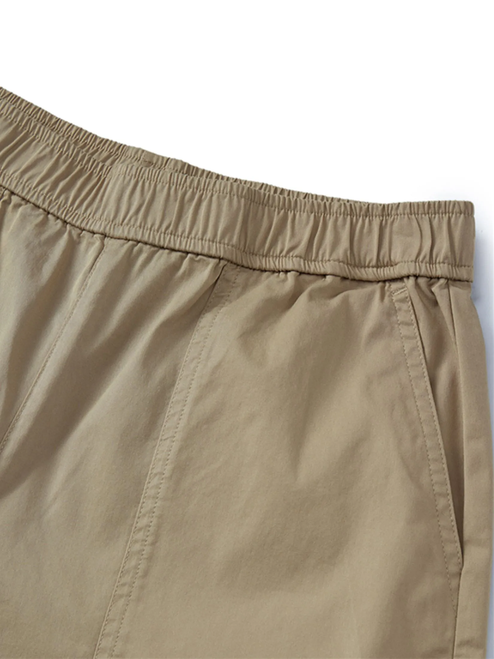 GIORDANO Women's Relaxed Easy Care Cool Shorts Crockery khaki
