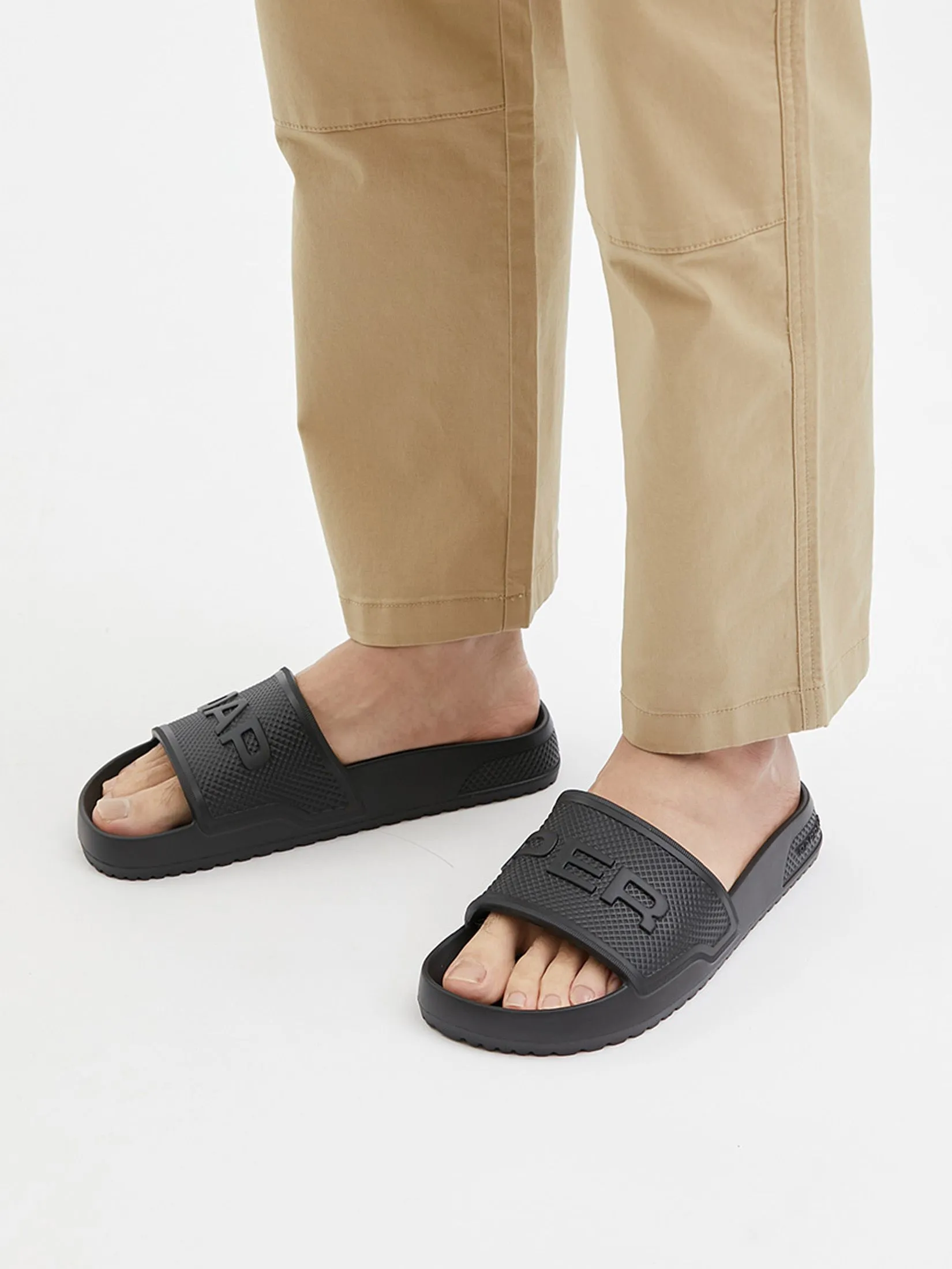 DAPPER DAPPER Iconic Comfort Pool Slide Sandals Black