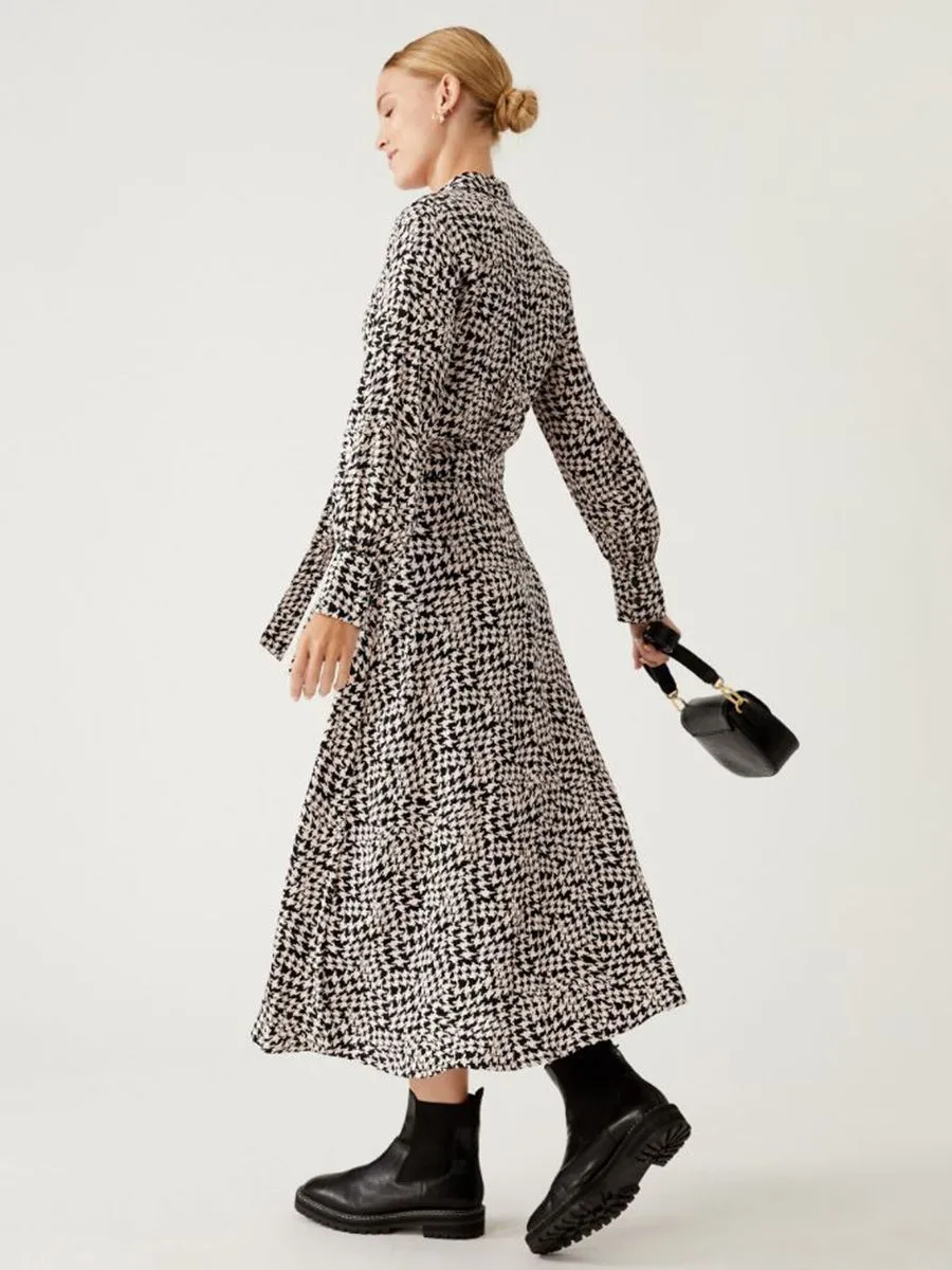 MARKS & SPENCER Floral Round Neck Midaxi Tea Dress T6915450F4