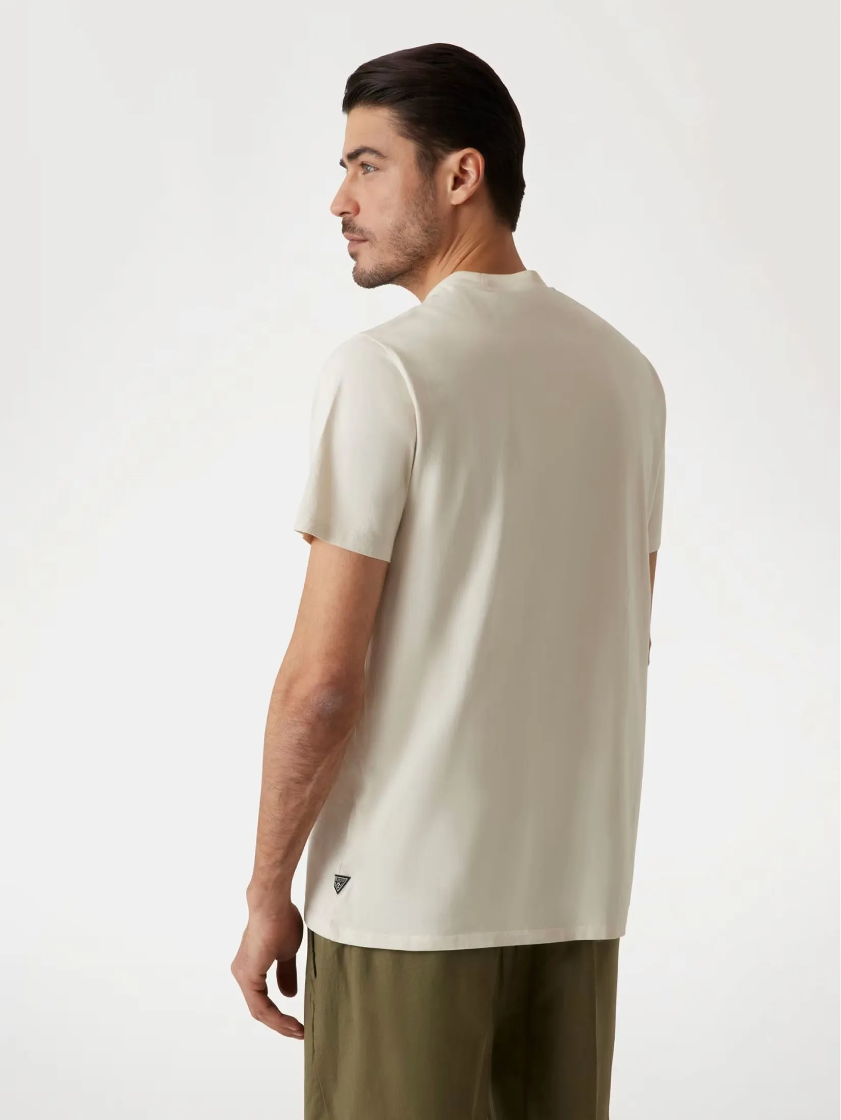 GUESS GUESS MEN  Logo Print  T-Shirt  M5GI72KBW41  -  Beige