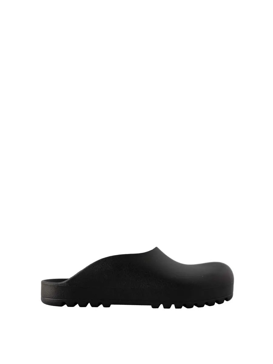 VILLAINS SF ADMIRE Platform Clogs BLACK