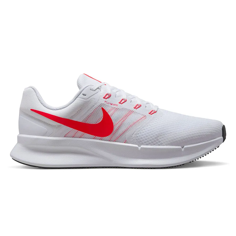 NIKE Run Swift 3 Men Running Shoes White - NI083SH685ENTH