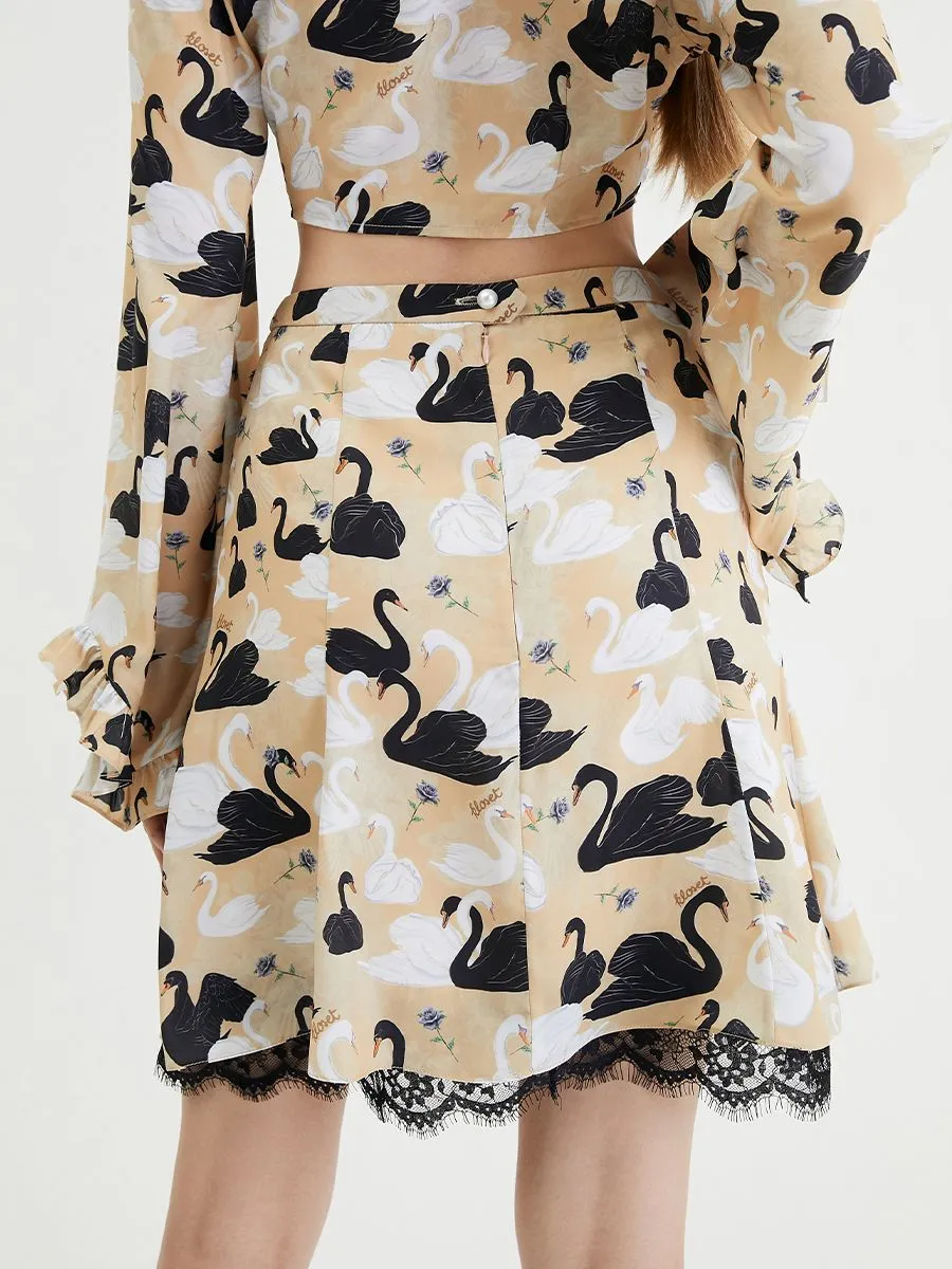 KLOSET (RS24) Swan Print with Lace Detail  Beige