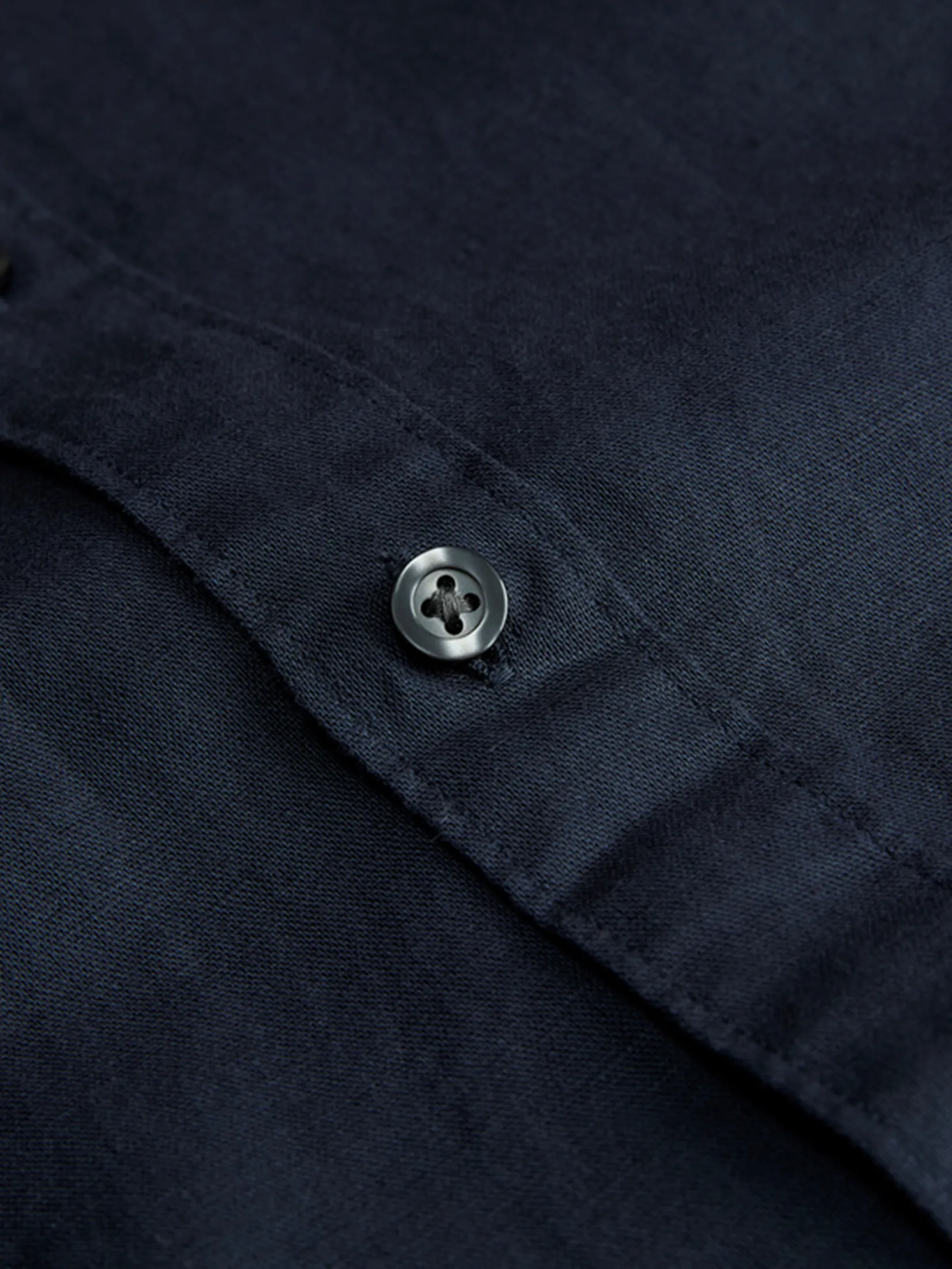 GIORDANO Men s Online Exclusive Regular Poplin Linen Shirt (Korea) Dark Blue