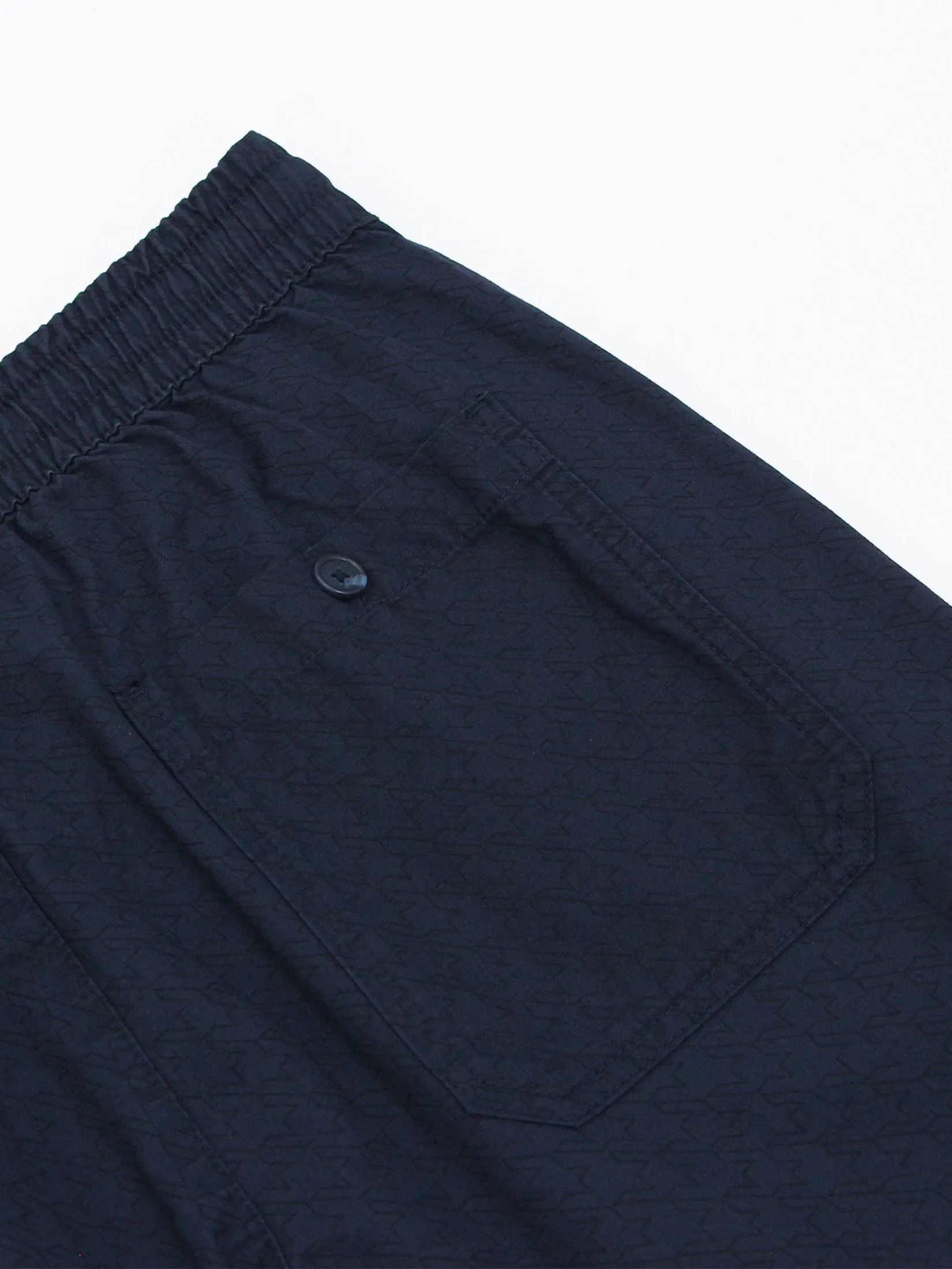 GIORDANO Men's Slim Twill Bermuda Shorts (180° Elastic Waist) Navy