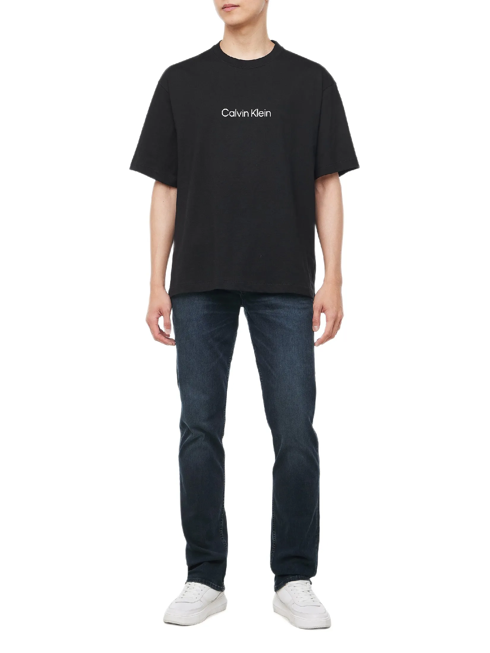 CALVIN KLEIN Men s Relaxed Fit Standard Logo Crew Neck Short Sleeve T-Shirt  Black