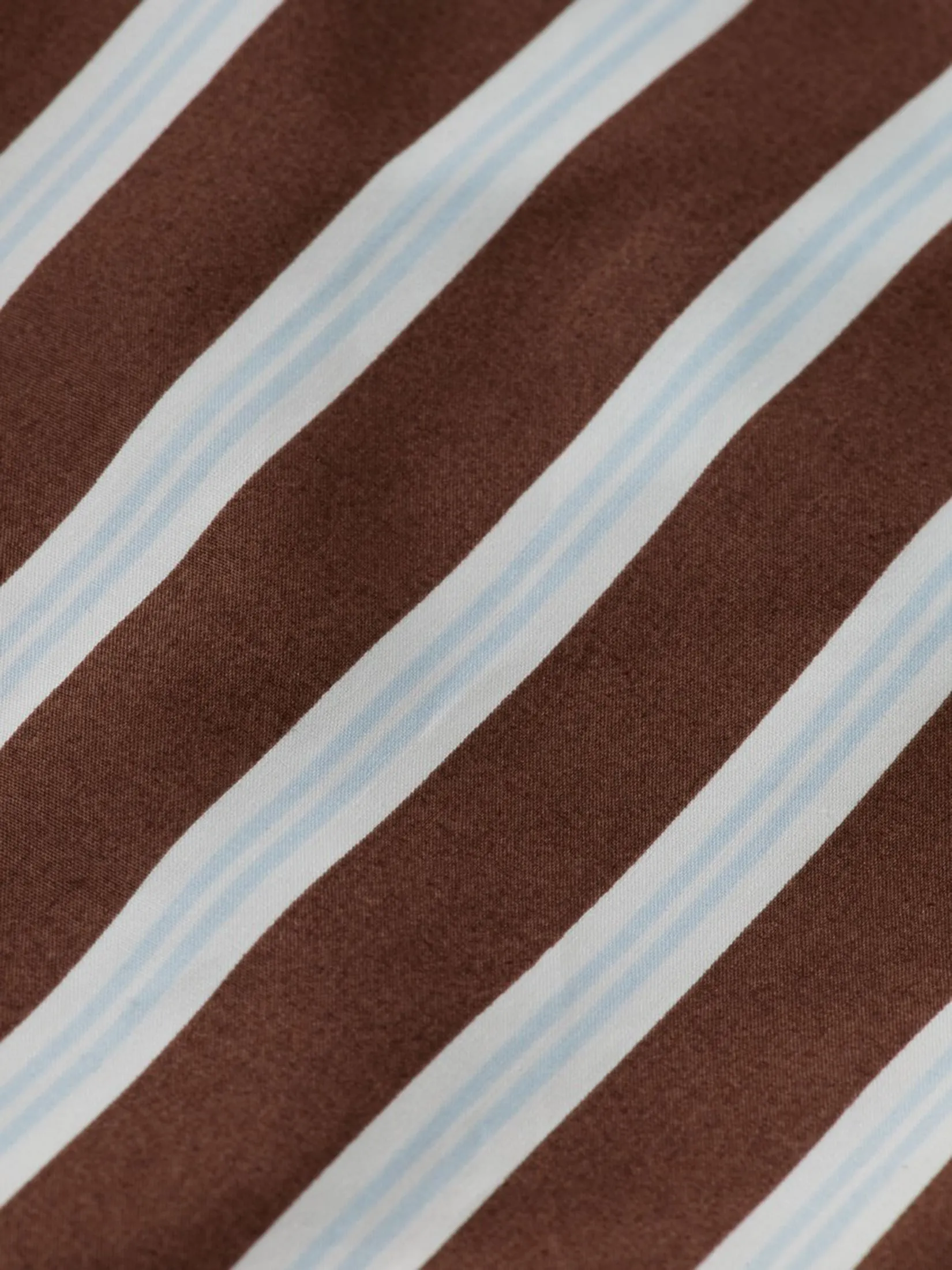 SCOTCH&SODA Men Bermuda Short Fave - Relaxed Fit Striped Poplin Cold Brew Stripe