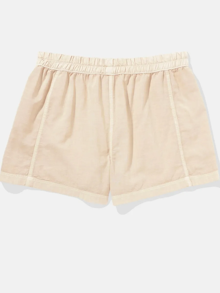 AMERICAN EAGLE WOMEN 7841 INTL SEAMED SUNSET SHORT 207 TAN