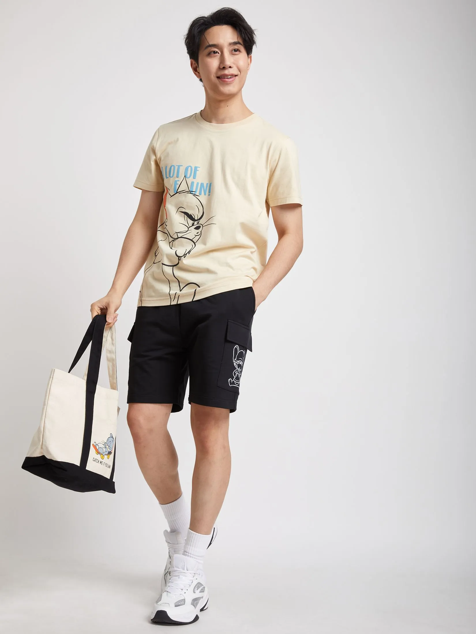 PACIFIC UNION Unisex T-Shirt Graphic Tom and Jerry Beige