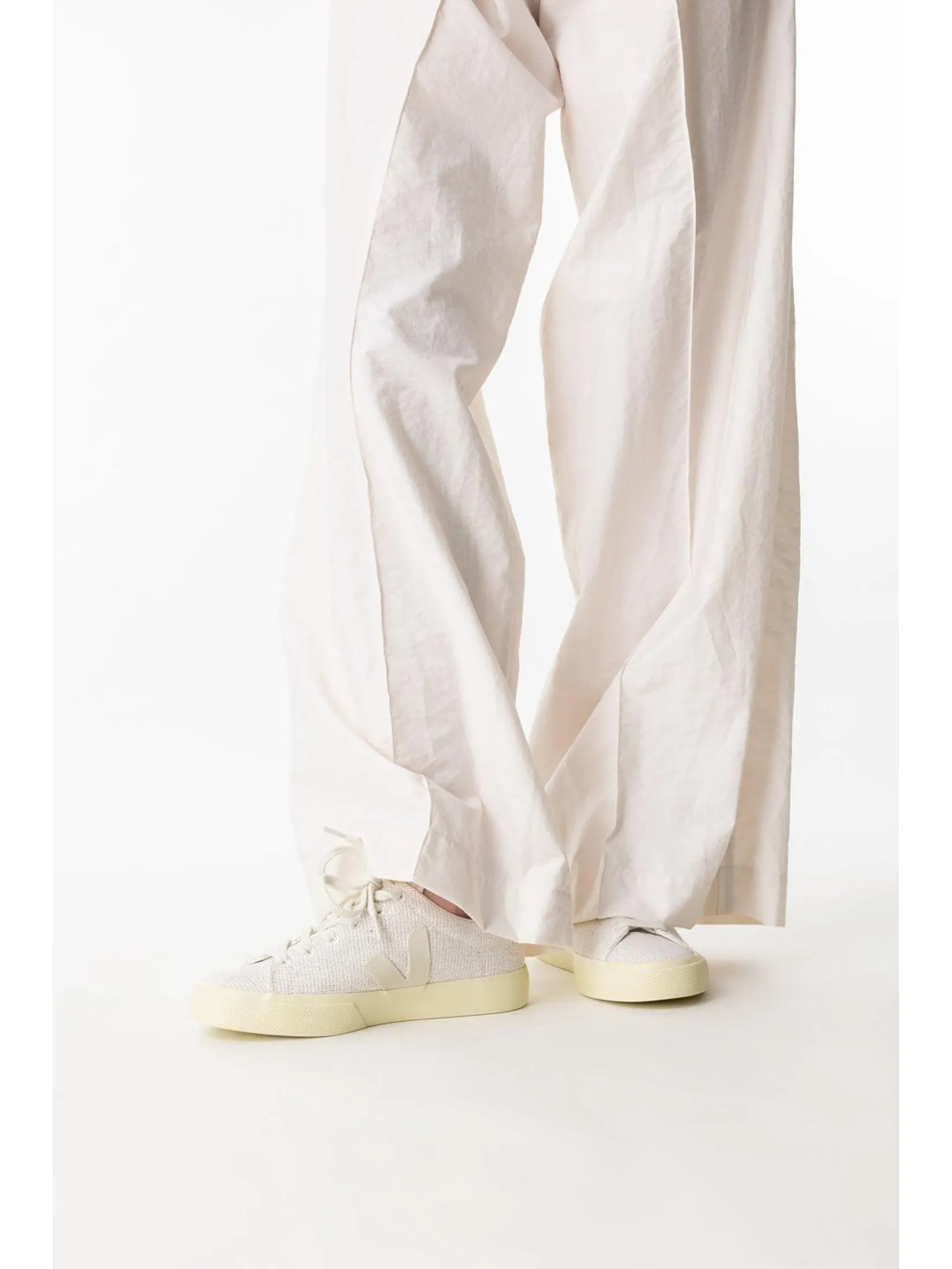 VEJA Women Sneakers Campo CA SS25 Jute Pierre