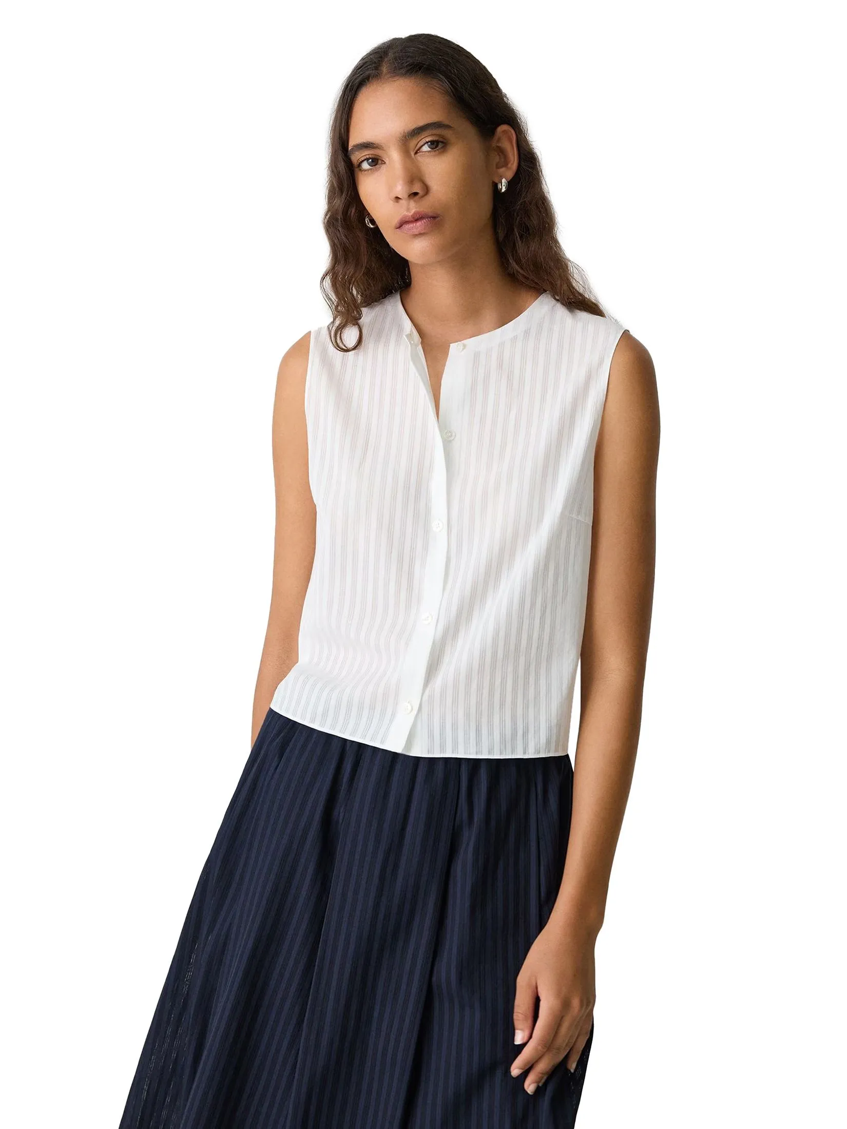 THEORY Women Top Button-Up Shell In Linear Cotton