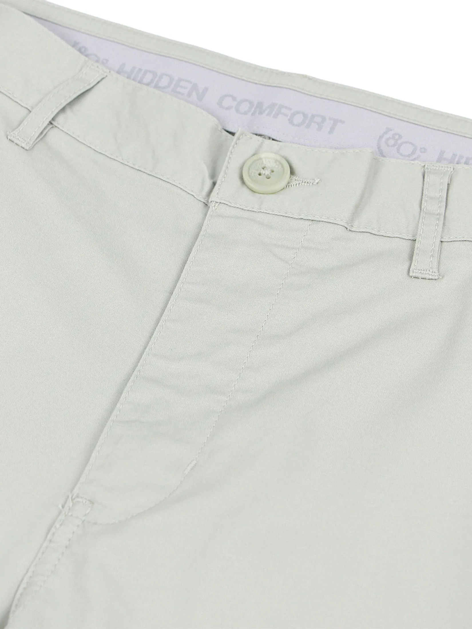 GIORDANO Men's Slim Taper Shorts (180° Elastic Waist) Budding Green