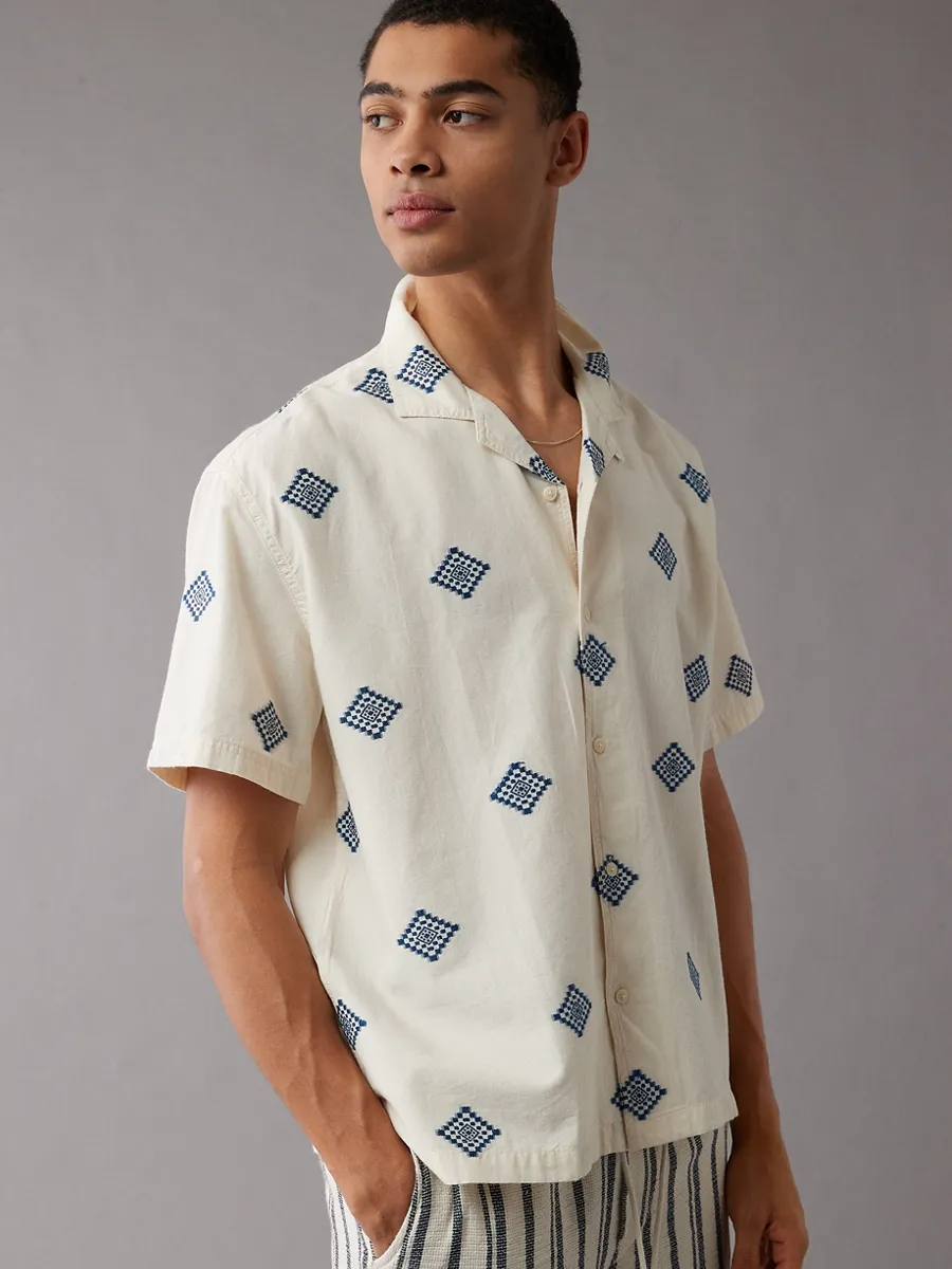 AMERICAN EAGLE MEN SS OVERSIZED CAMP COLLAR HAMLET 136 EMOTIONAL BLUE