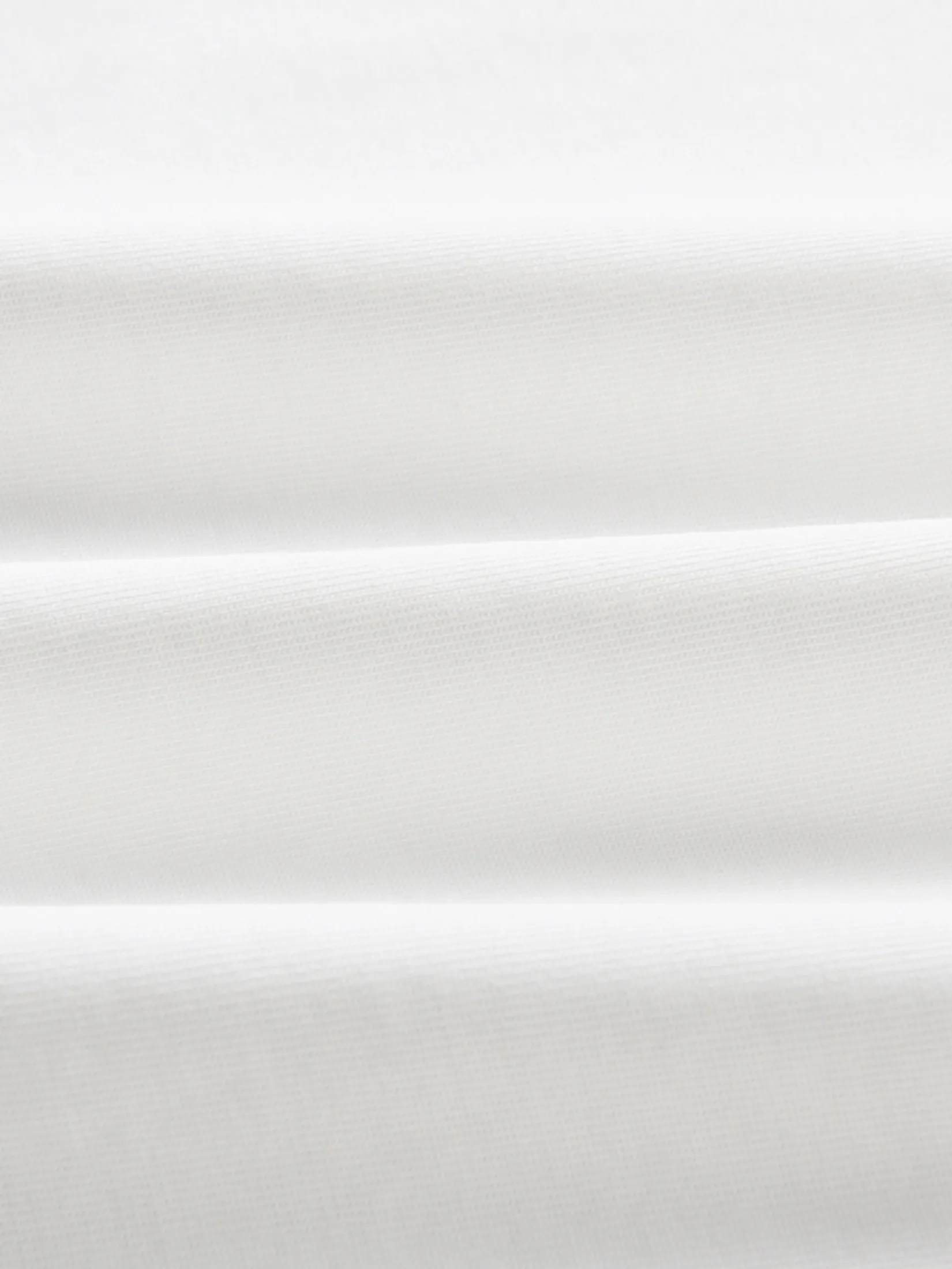 GIORDANO Men s City Wander Collection Short Sleeve Oversize Tee White x Khaki