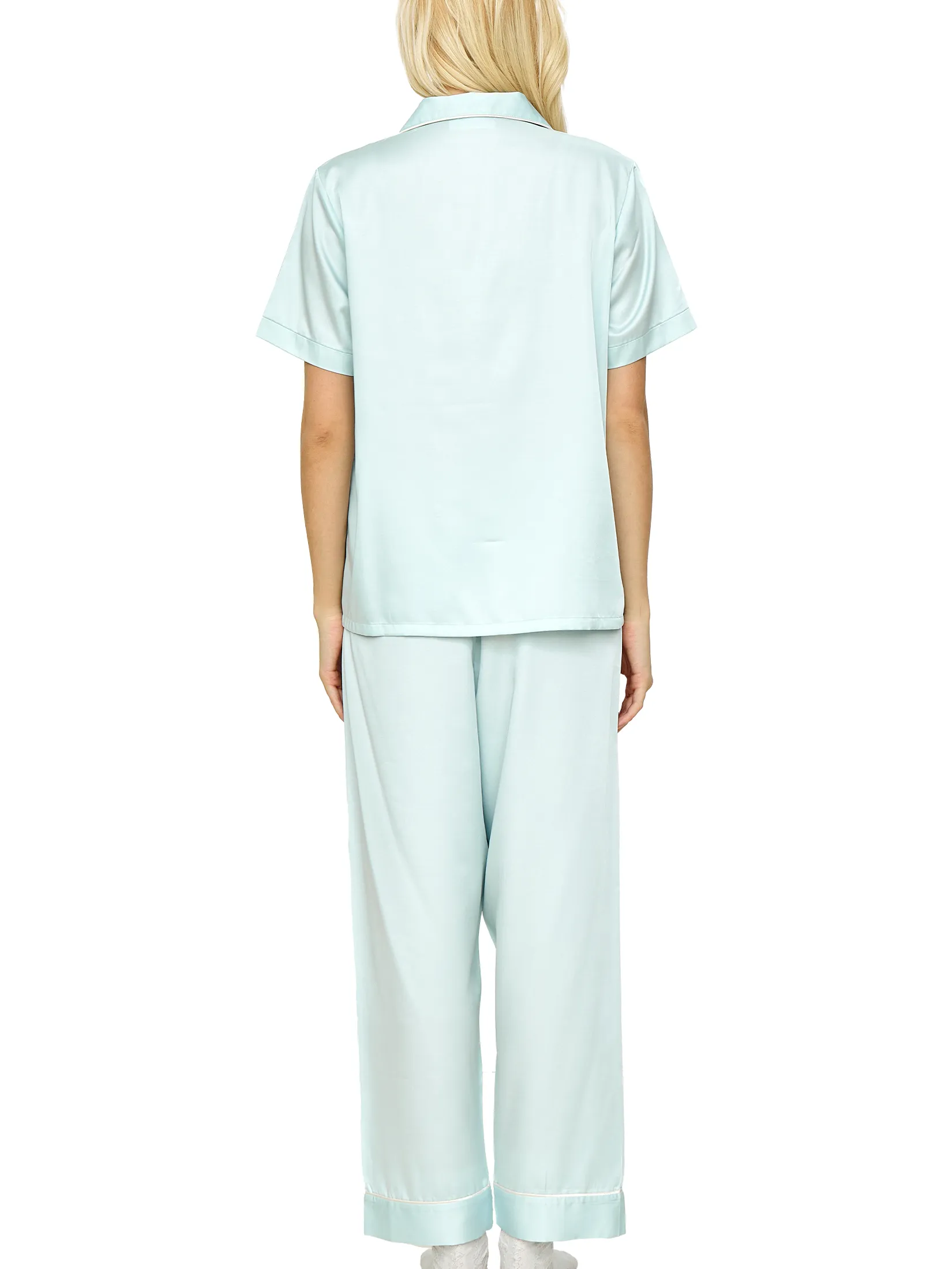 WACOAL Women Sleepwear Collection CAFE’ CATION short sleeved, long legged with fiber Collagen Saxe