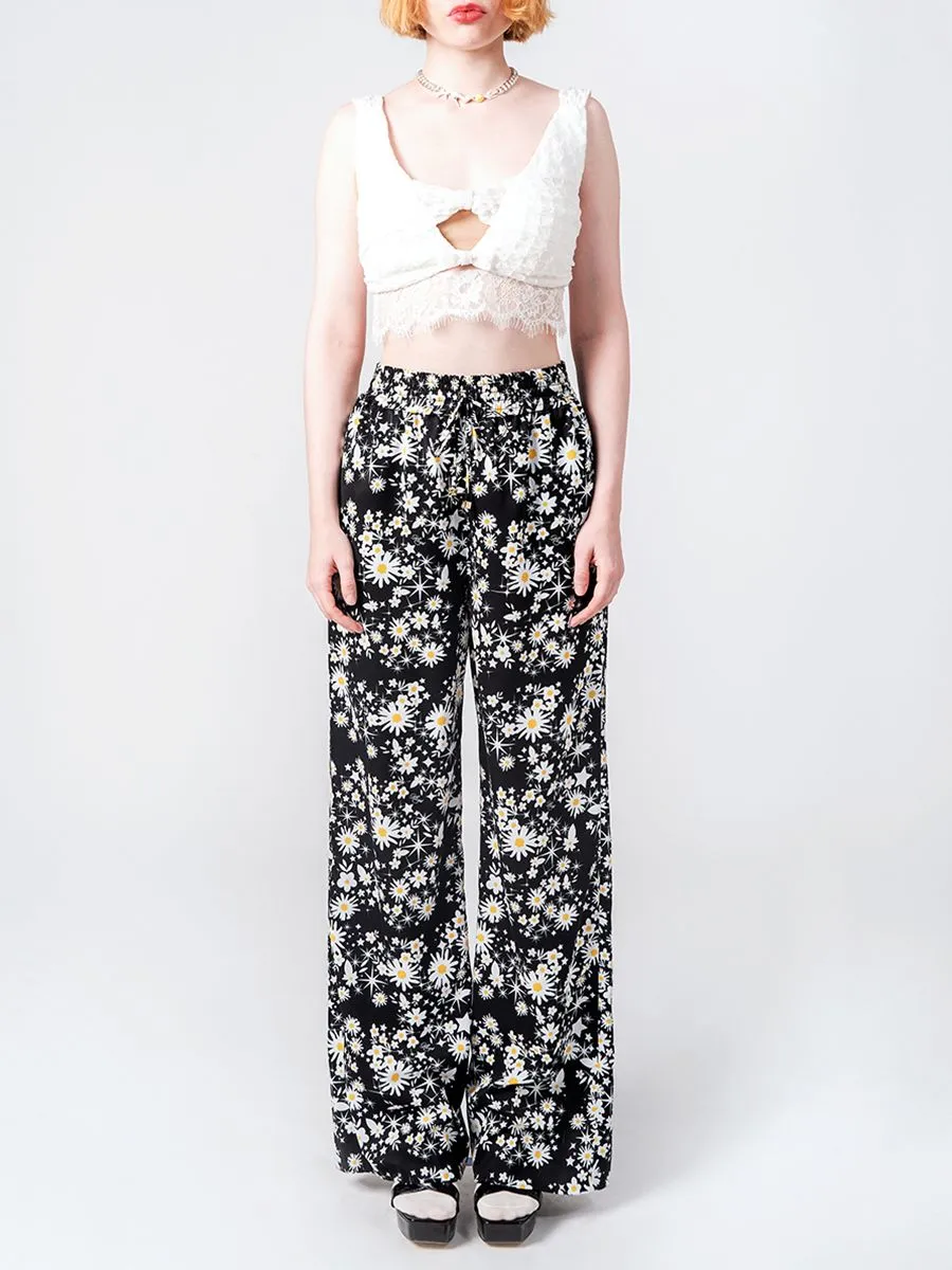 KLOSET (PF24) Women Daisy Print Pants Black