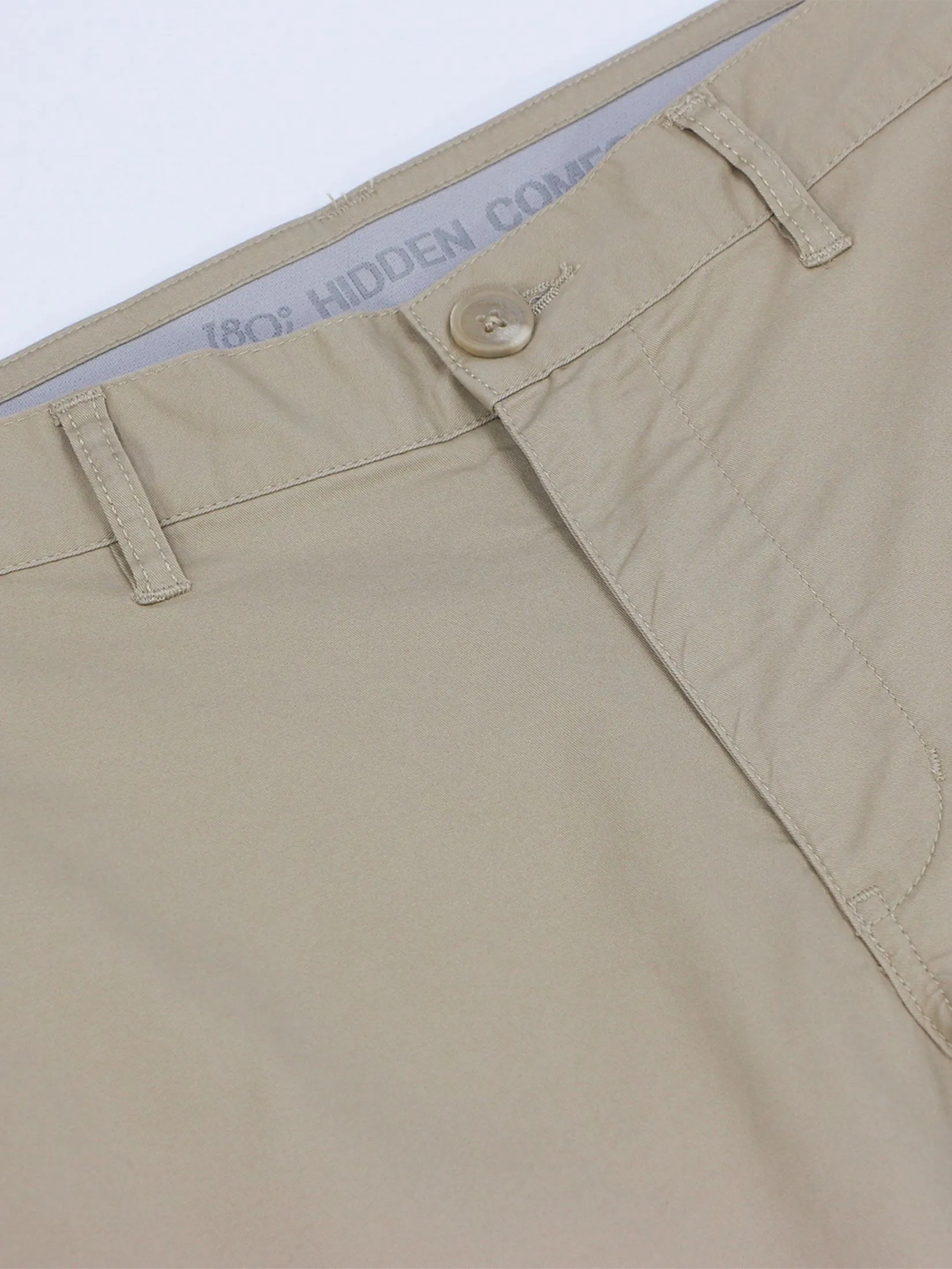 GIORDANO Men's Slim Taper Shorts (180° Elastic Waist) Crockey khaki
