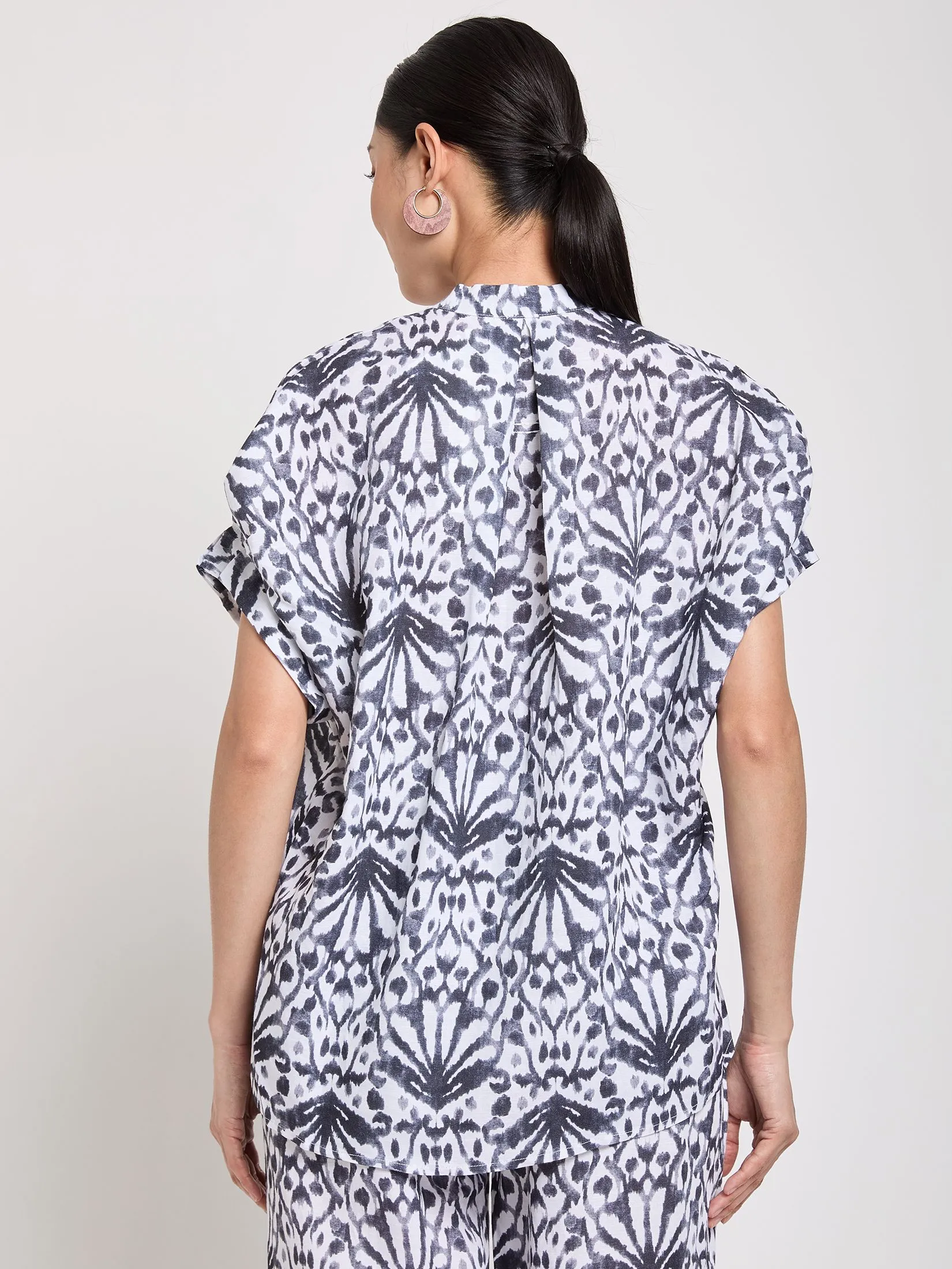 SIMPLICITY Women Blouse Cap Sleeves Collar Neck Print