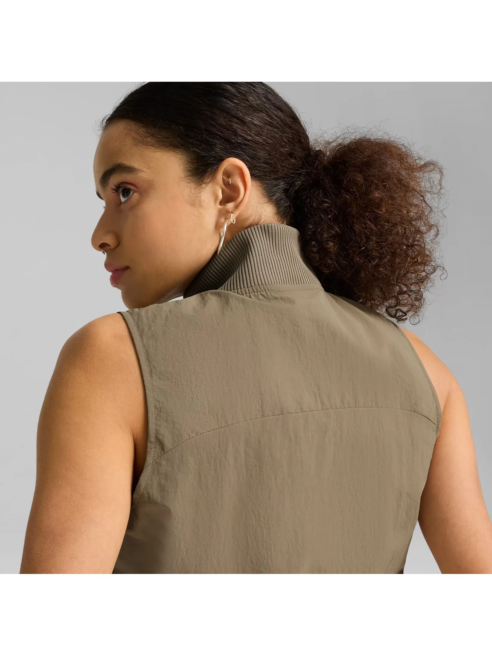 PUMA Women Vest Dare To Full-Zip Woven Velvet Moss