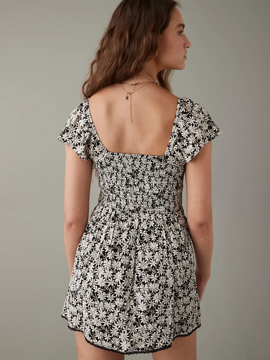 AMERICAN EAGLE WOMEN 7248 FLUTTER SLV DROP WAIST MINI 001 BLACK