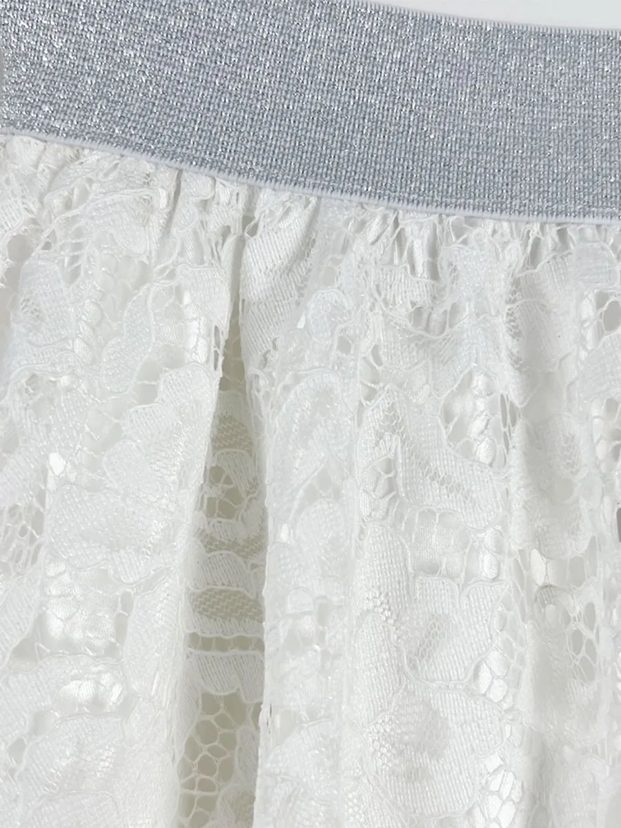 ICONIC WOMAN WHITE THAI ARUN SKIRT