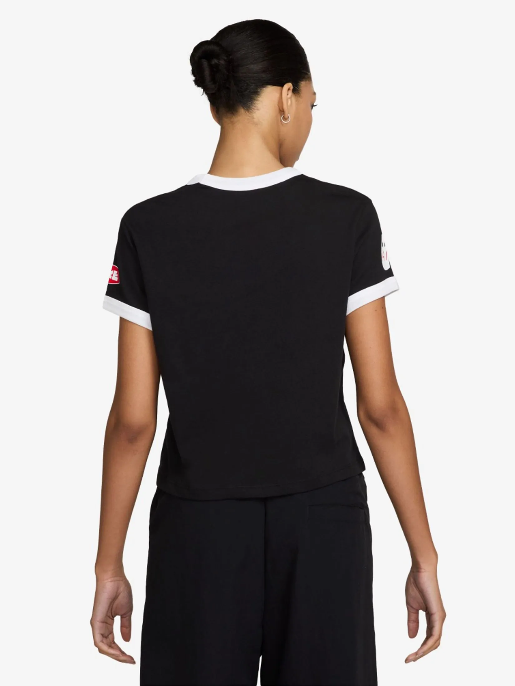 NIKE Women T-Shirt Sportswear Club Black