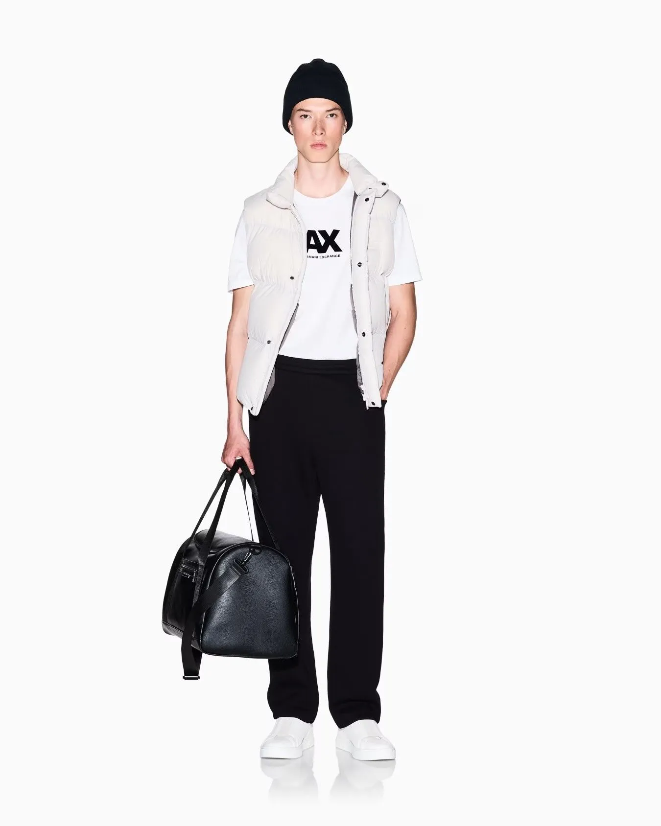 ARMANI EXCHANGE Trousers Men XM000972-AF16222-UC001 Black
