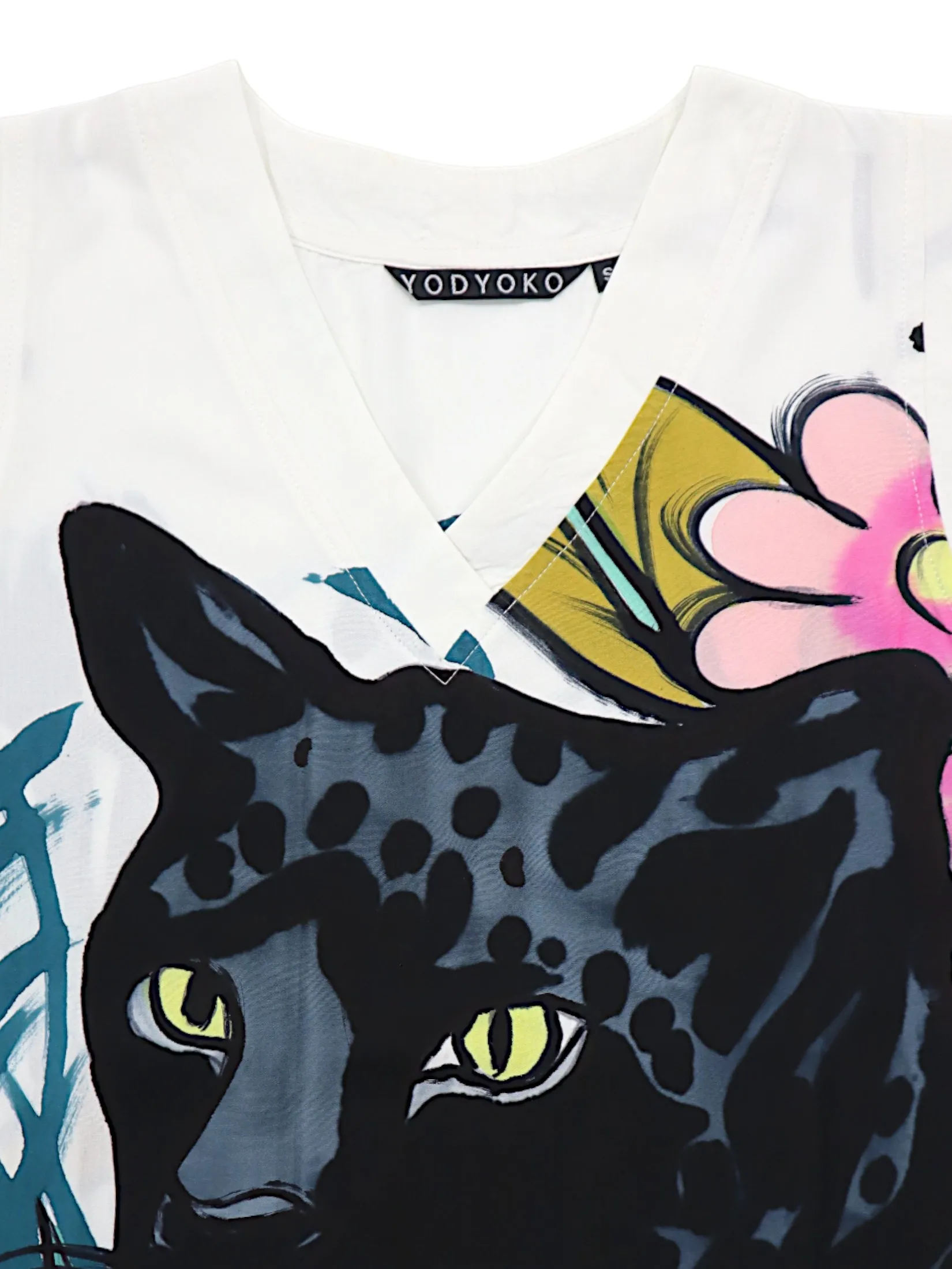 YODYOKO Woman Sleeveless Dress - White : Black Panther in the Secret Garden