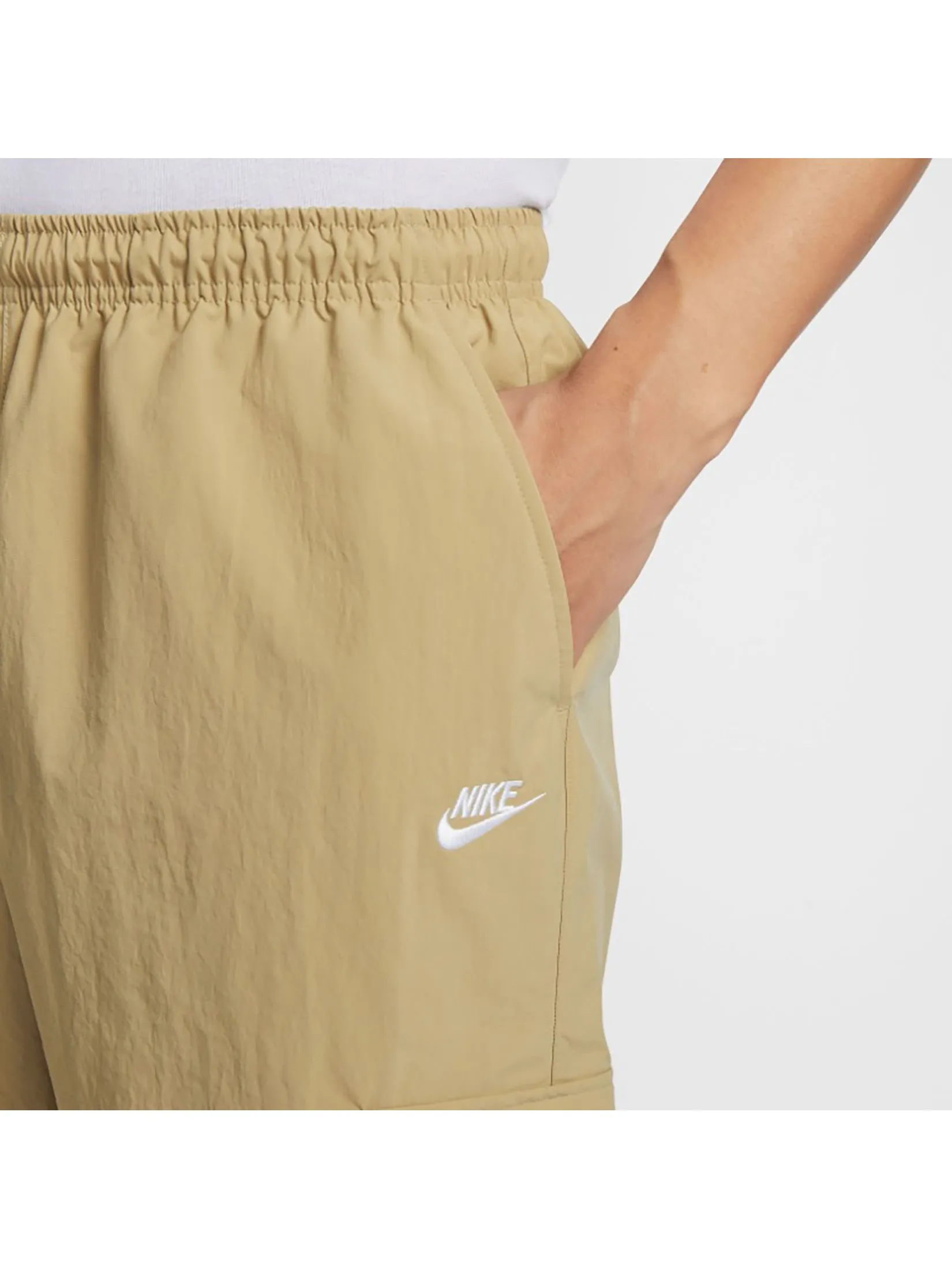 NIKE Men Cargo Pants Club Woven Parachute Beige/White