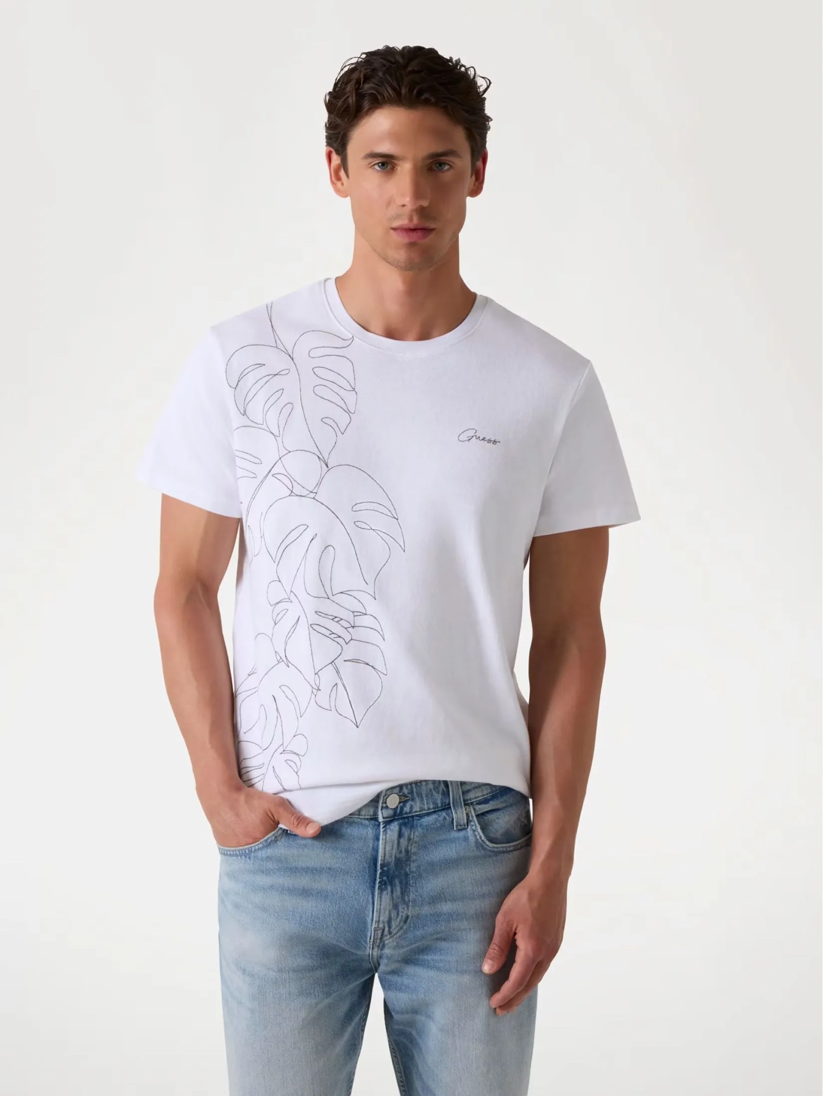 GUESS GUESS MEN Regular-fit Logo  T-Shirt  M5GI22KCT51  -  White