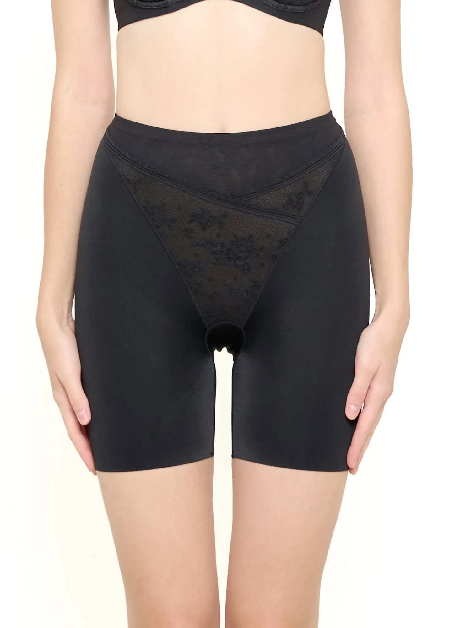 WACOAL Women Shape Beautifier Hips Black