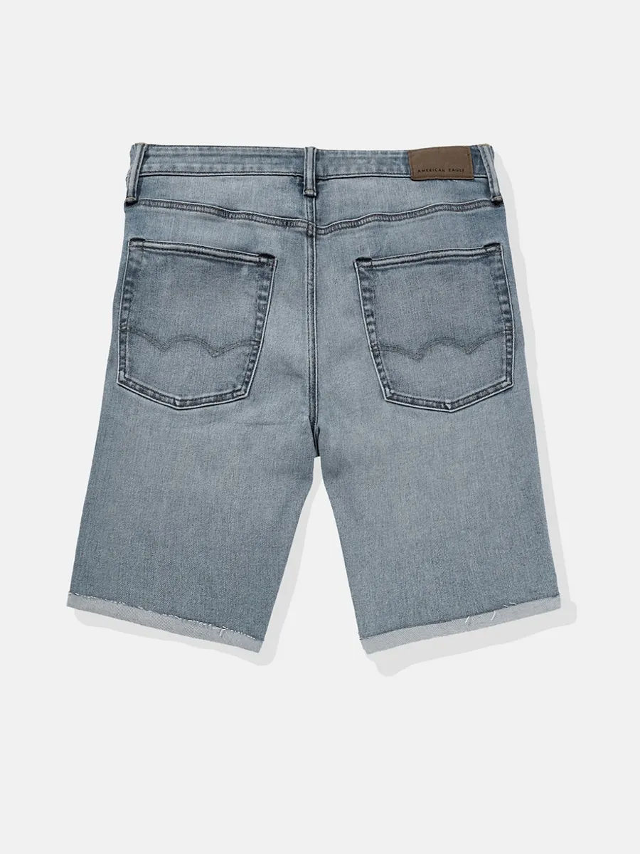 AMERICAN EAGLE MEN INTL EXCLUSIVE MEDIUM CLEAN DENIM CUTOFF SHORT - CUT & CUFF 851 CLASSIC MEDIUM