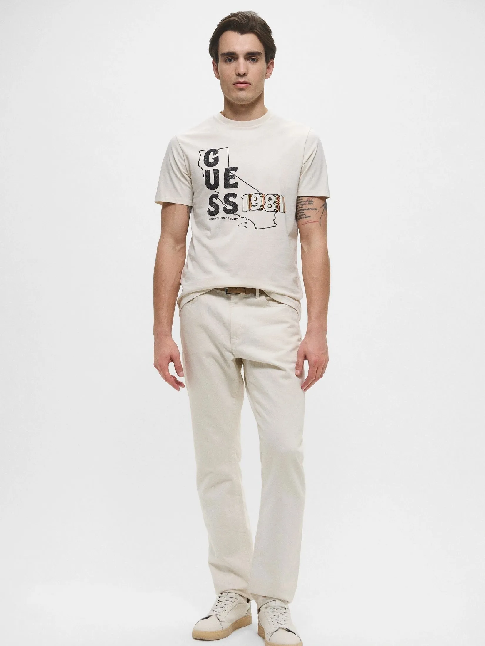 GUESS GUESS MEN  T-Shirt  M5GI44KBW41  -  Beige