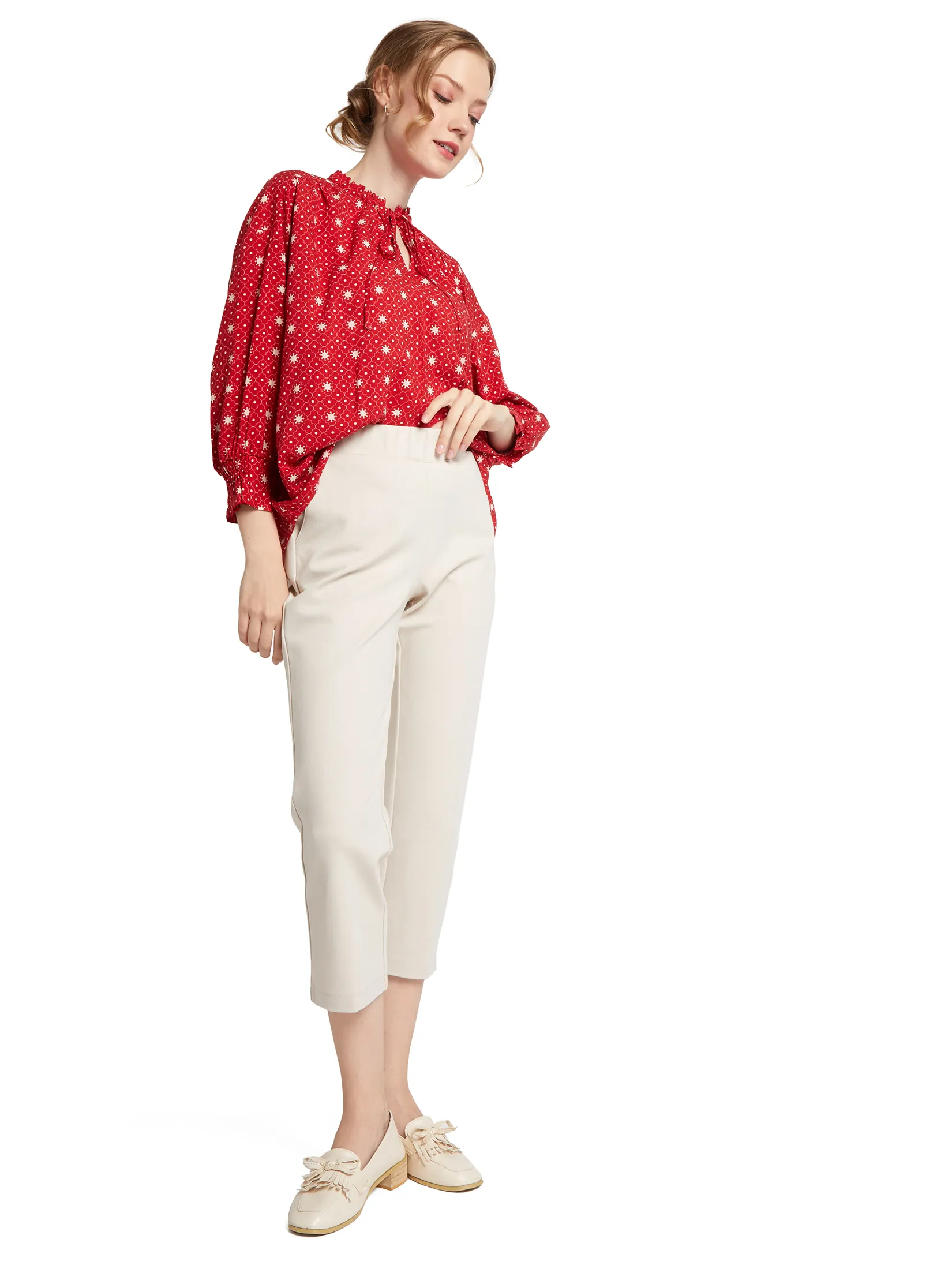 EASY PIECES Women Cropped Pants